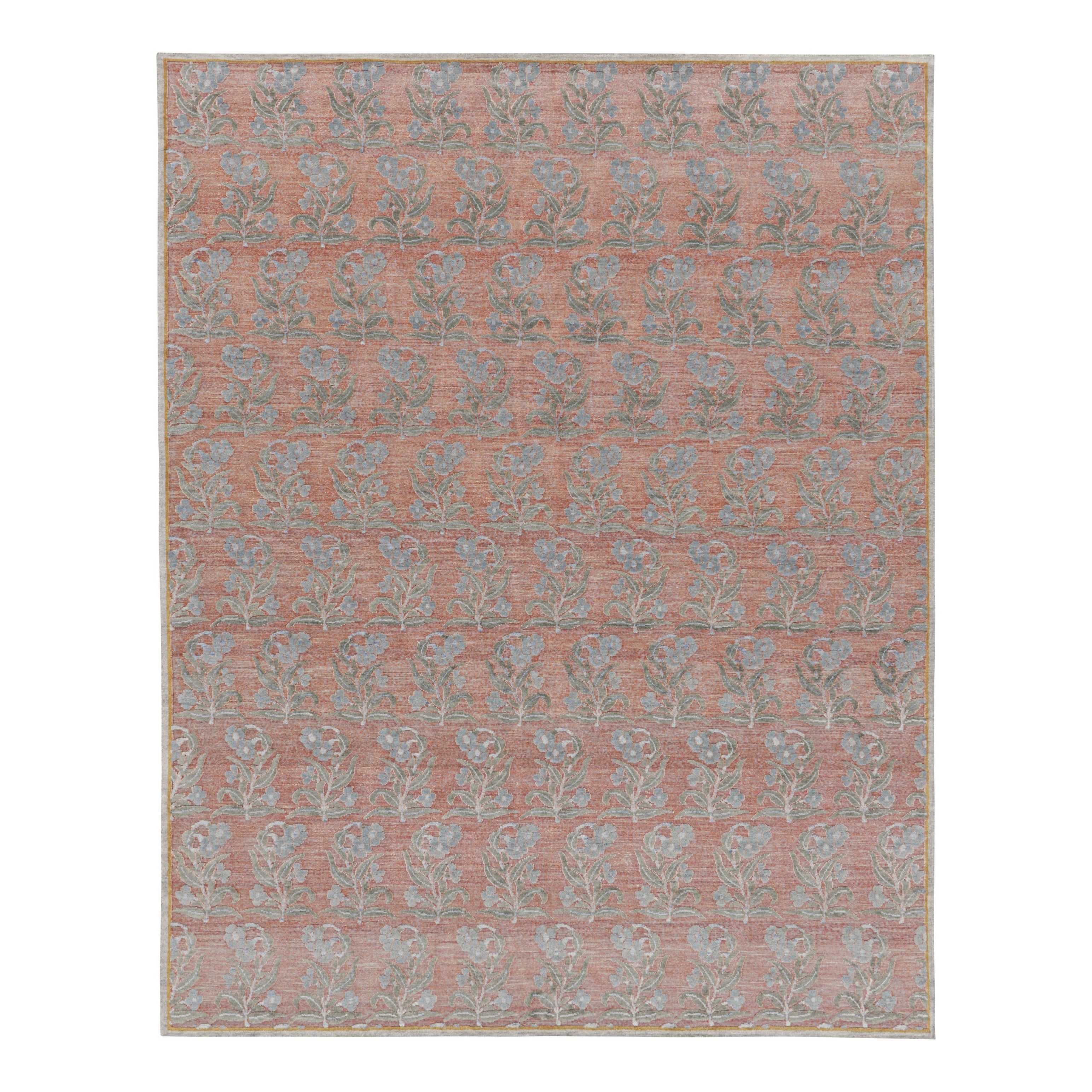 Rug & Kilim's Block Print Rug Design am designs with Blue and Green Floral Patterns (Motifs floraux bleus et verts)