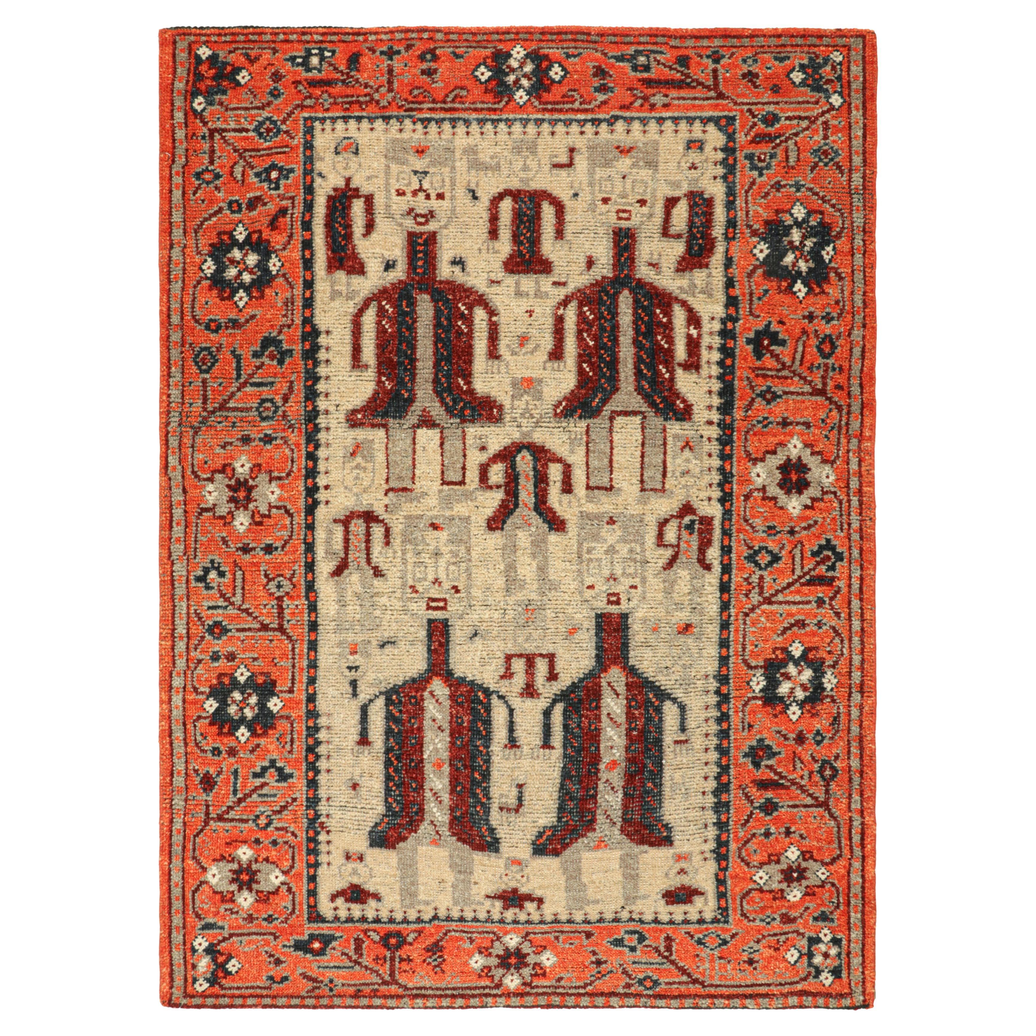 Burano-Teppich von Rug & Kilim in Beige mit menschlichen Darstellungen und Blumenmustern