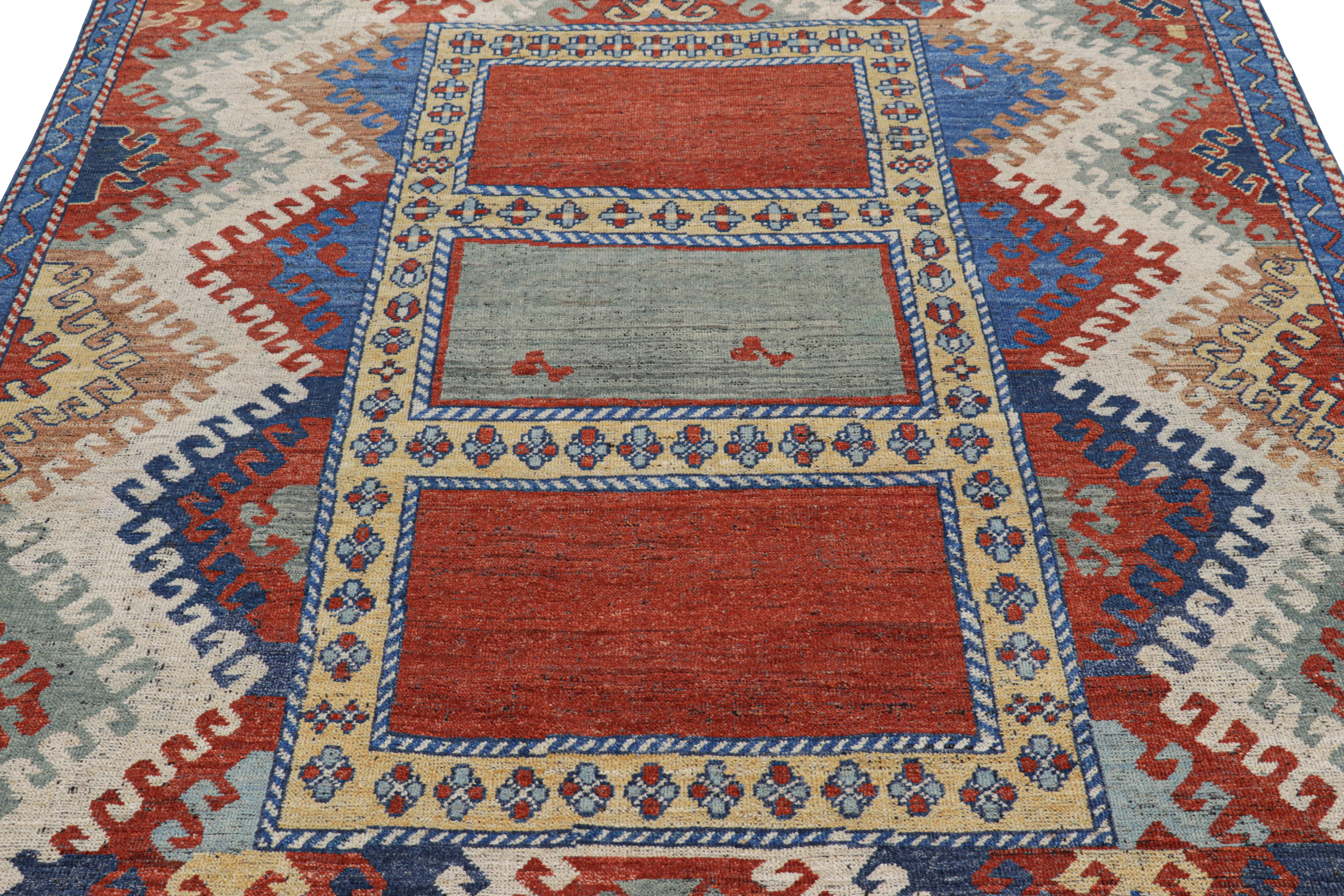 Noué à la main dans un mélange spécial de laine de Ghazni, ce tapis 6x7 de la Collectional Burano de Rug & Kilim s'inspire des anciens tapis Kazak du Caucase de la fin du 19e siècle.

Sur le Design : 

Les admirateurs de l'artisanat peuvent noter