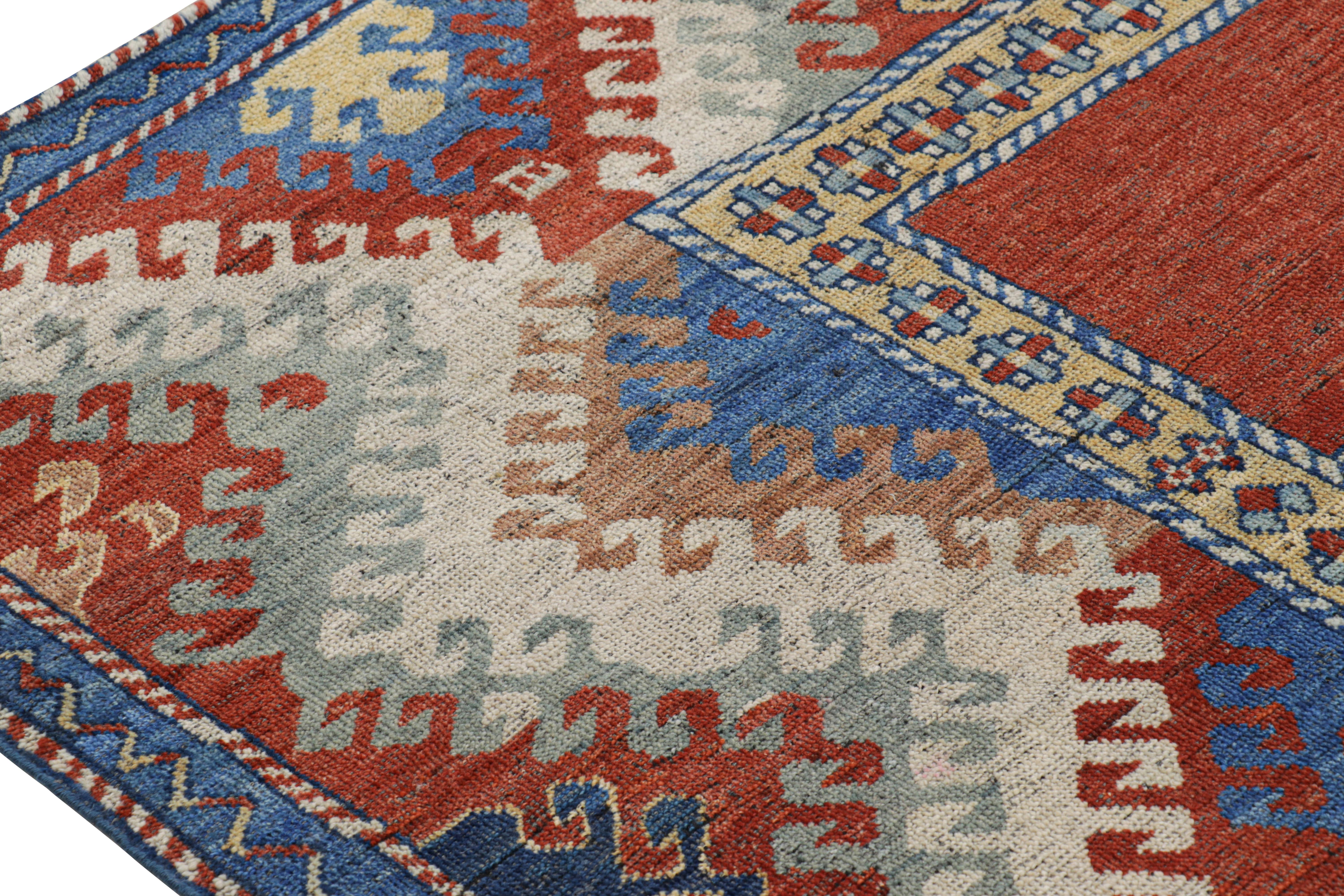 Indien Rug & Kilim's Caucasian Kazak Style Rug with Colorful Geometric Patterns (tapis de style caucasien kazakh aux motifs géométriques colorés) en vente