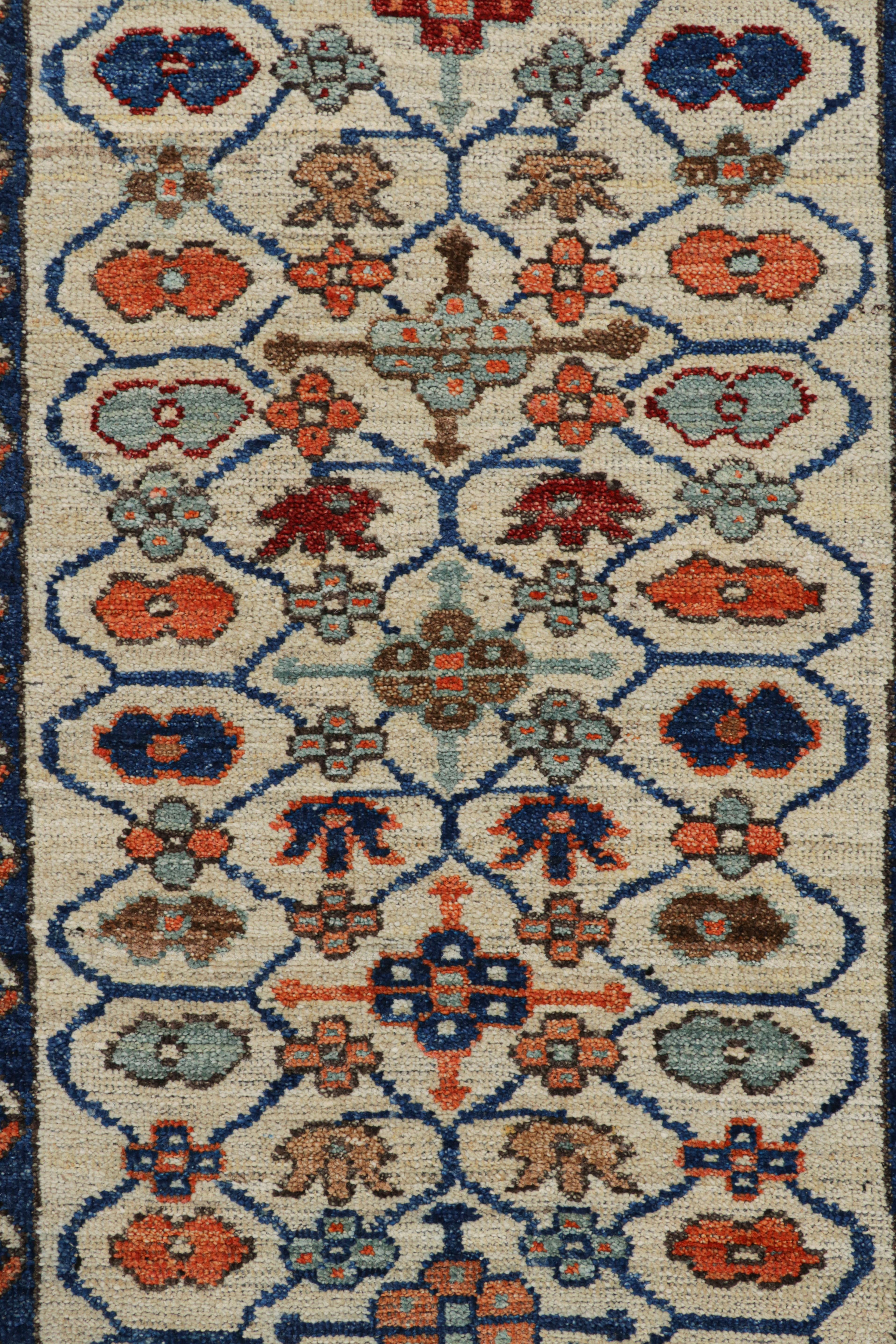 Rug & Kilim è un tappeto da corsa caucasico in stile Kazako Moghan con motivi floreali In condizioni Nuovo in vendita a Long Island City, NY