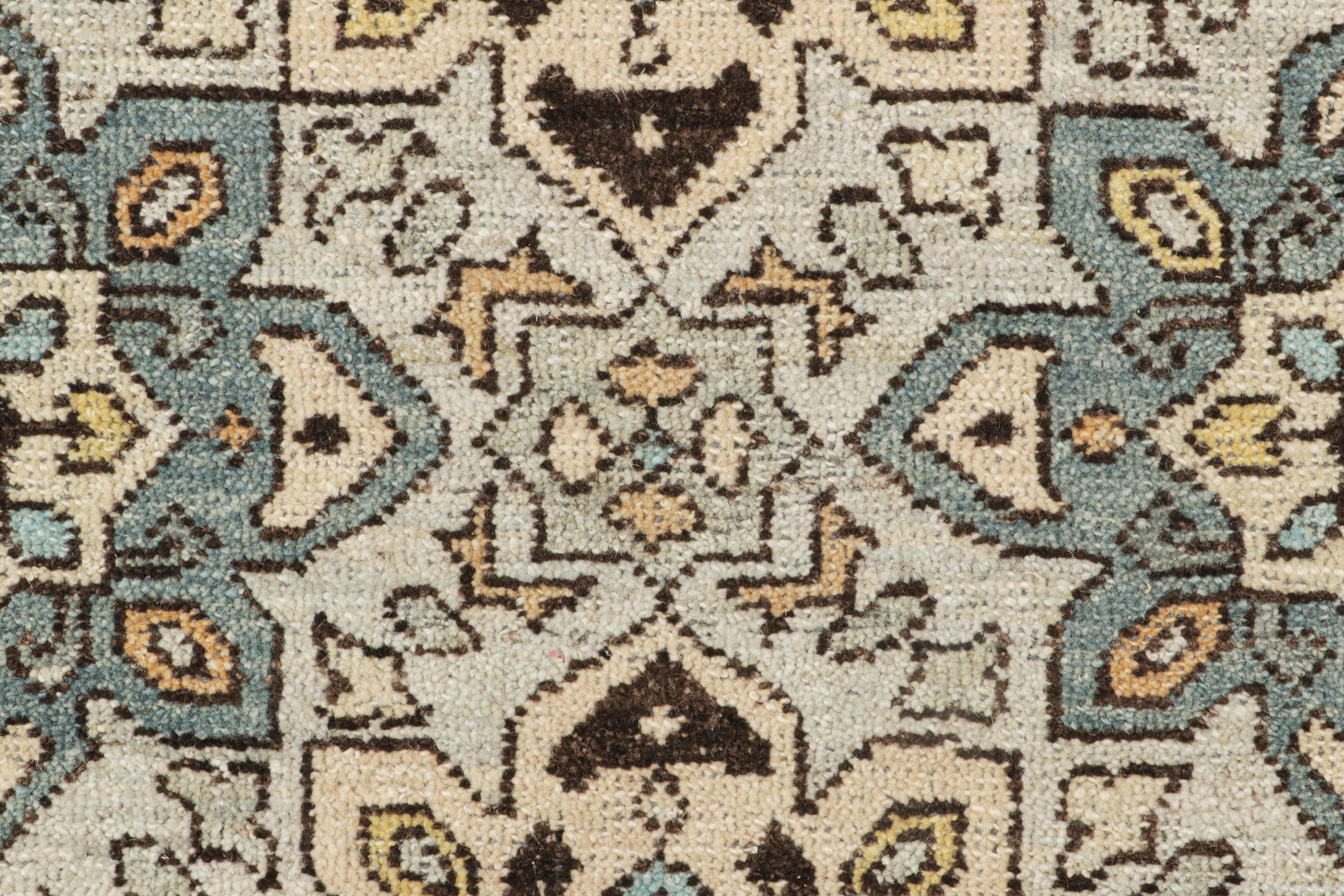 Kaukasischer Teppich von Rug & Kilim in Blau mit geometrischen Medaillons (Indisch) im Angebot
