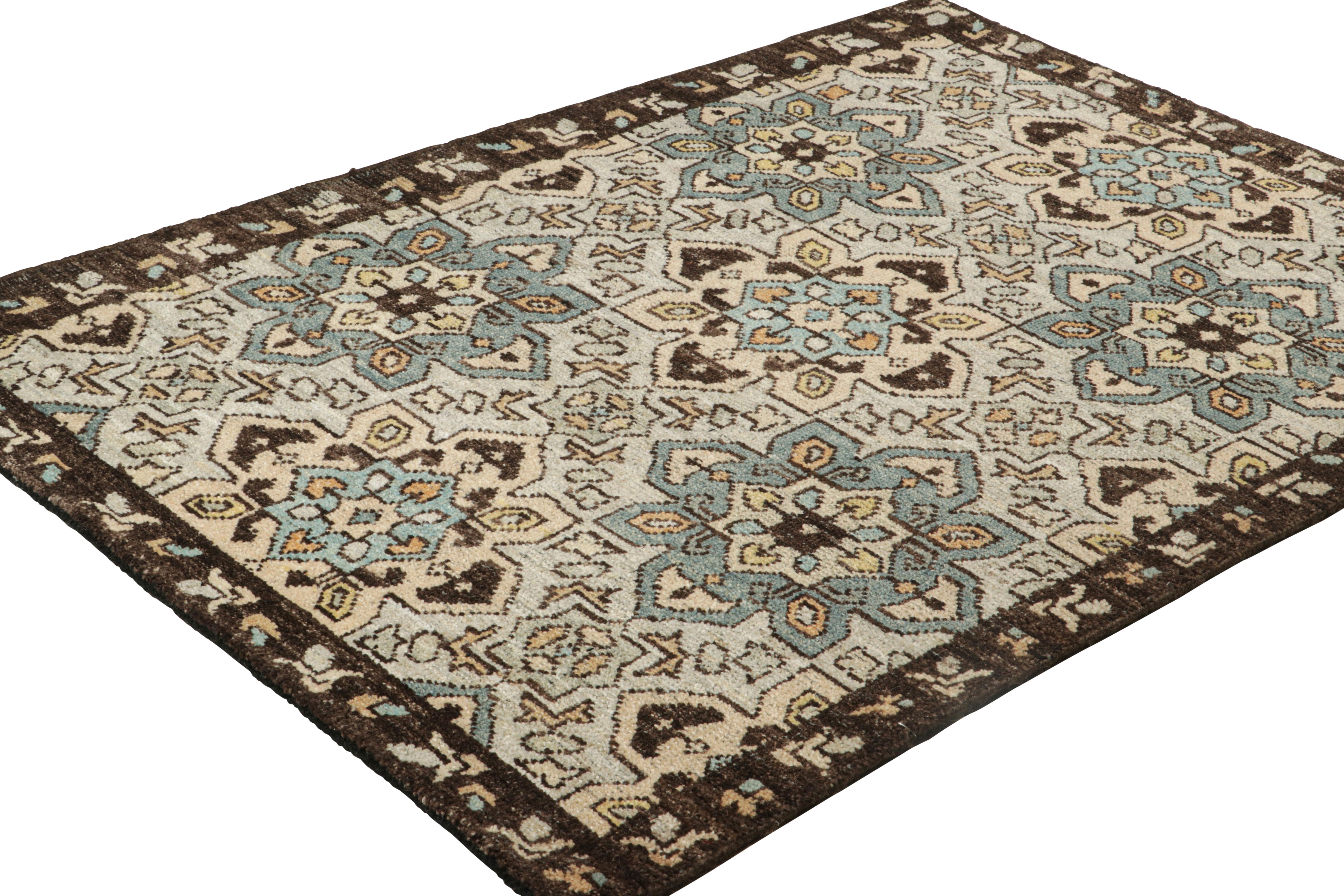 Kaukasischer Teppich von Rug & Kilim in Blau mit geometrischen Medaillons (Handgeknüpft) im Angebot