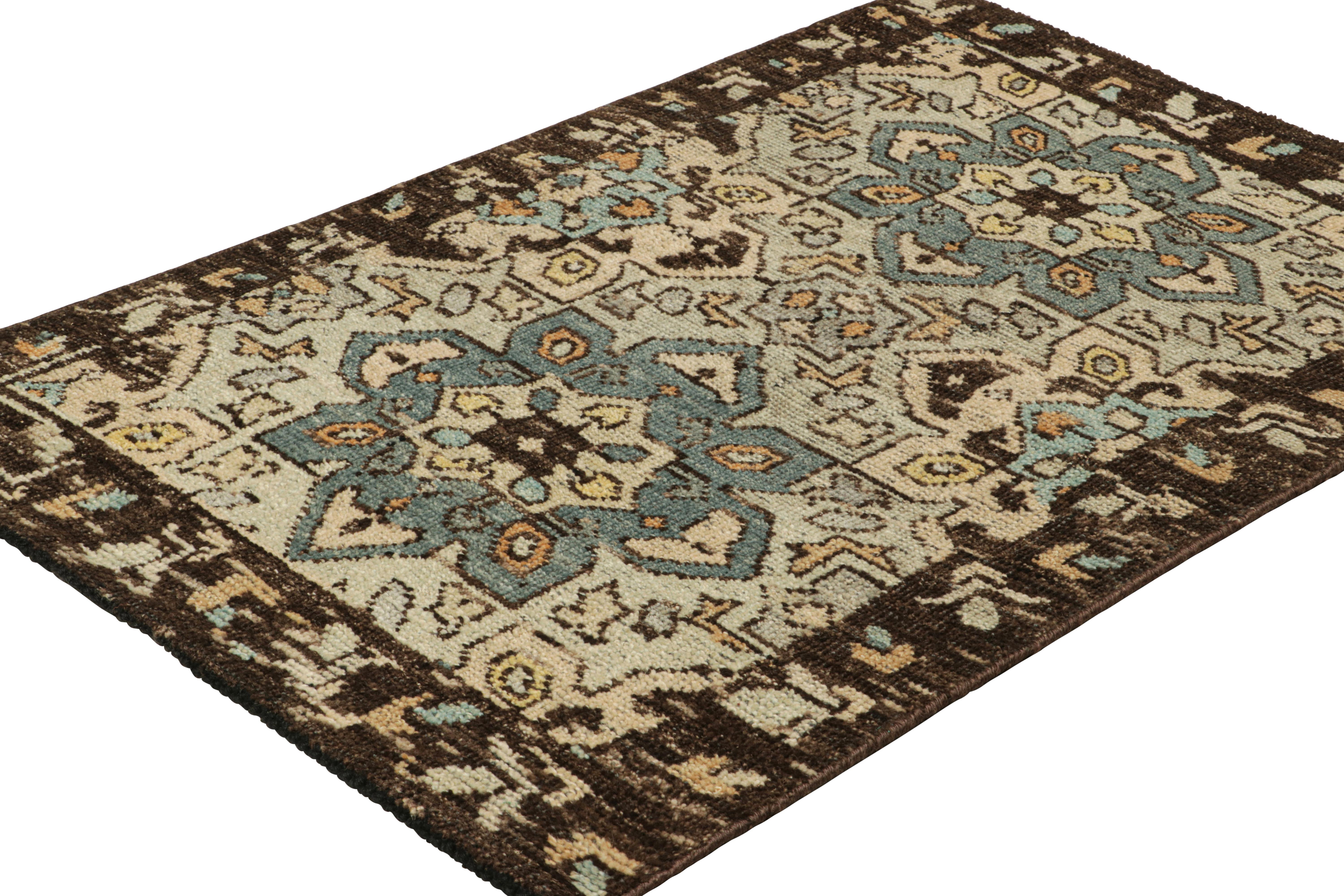 Rug & Kilim's kaukasischer Teppich in Blau mit geometrischen Medaillons (Handgeknüpft) im Angebot
