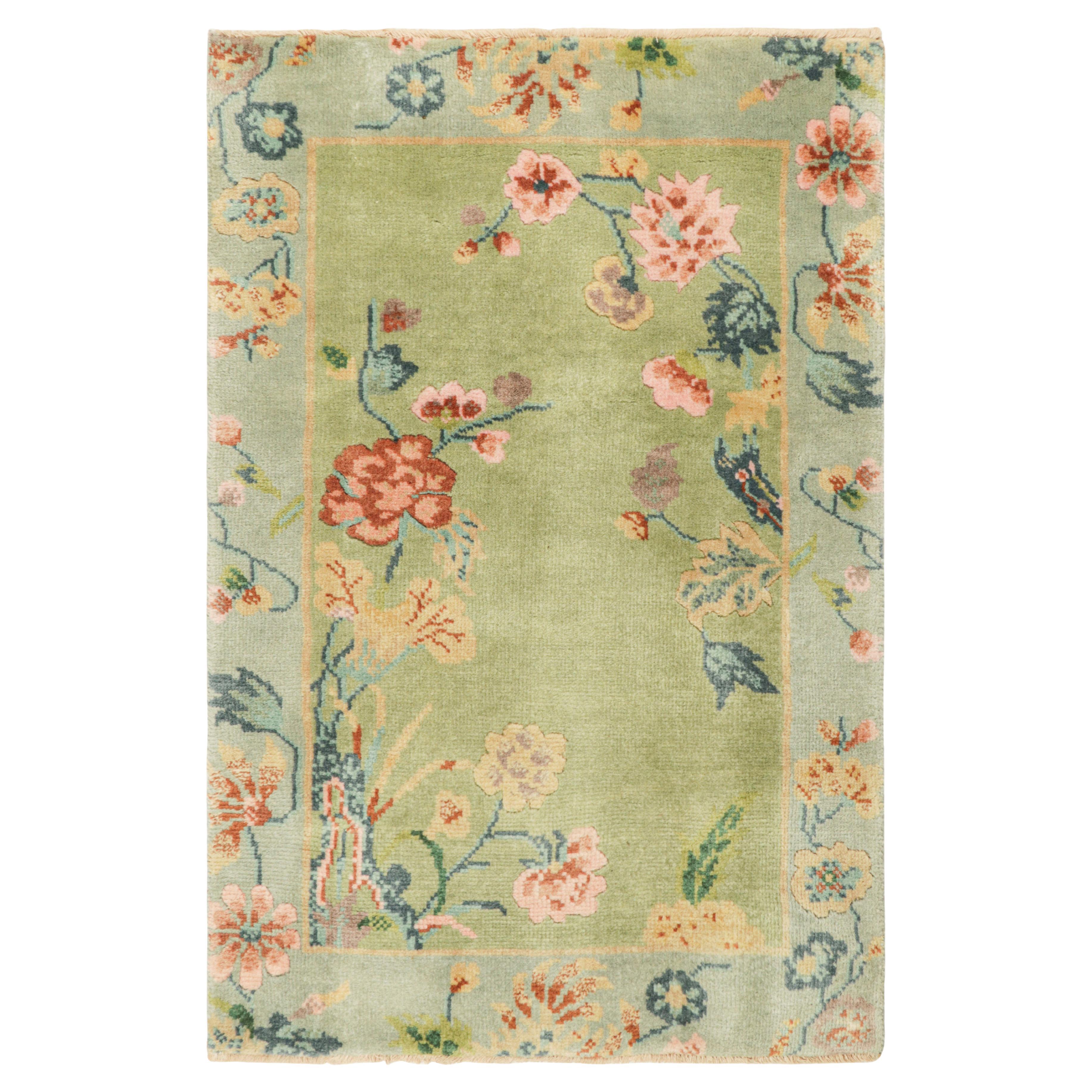 Rug & Kilim's Chinese Art Deco Rug in Blue and Green with Floral Patterns (tapis chinois Art déco bleu et vert à motifs floraux)