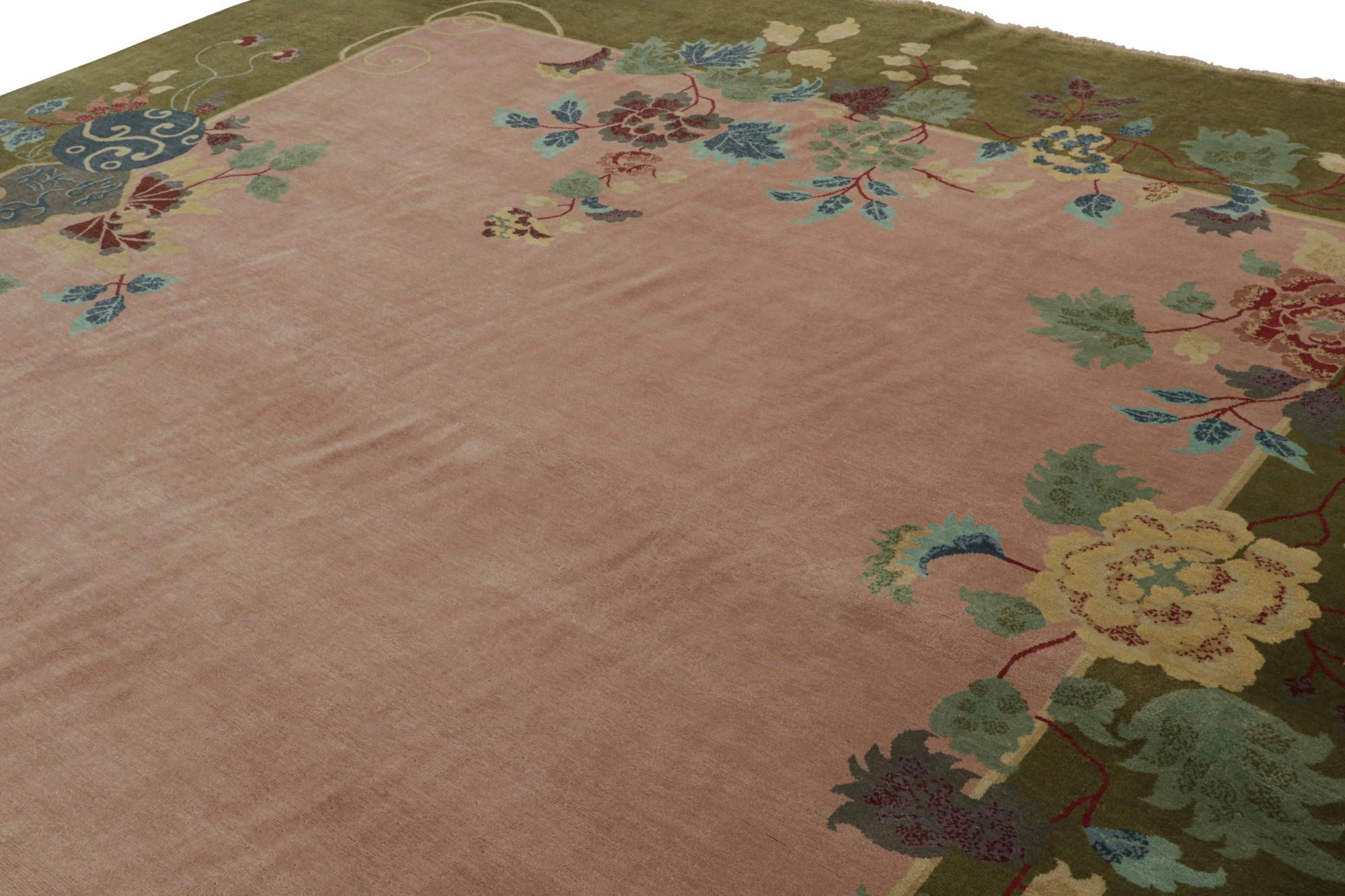 Rug & Kilim's Chinesischer Art Deco Stil Übergroßer Teppich in Rosa mit Blumenmustern (Handgeknüpft) im Angebot