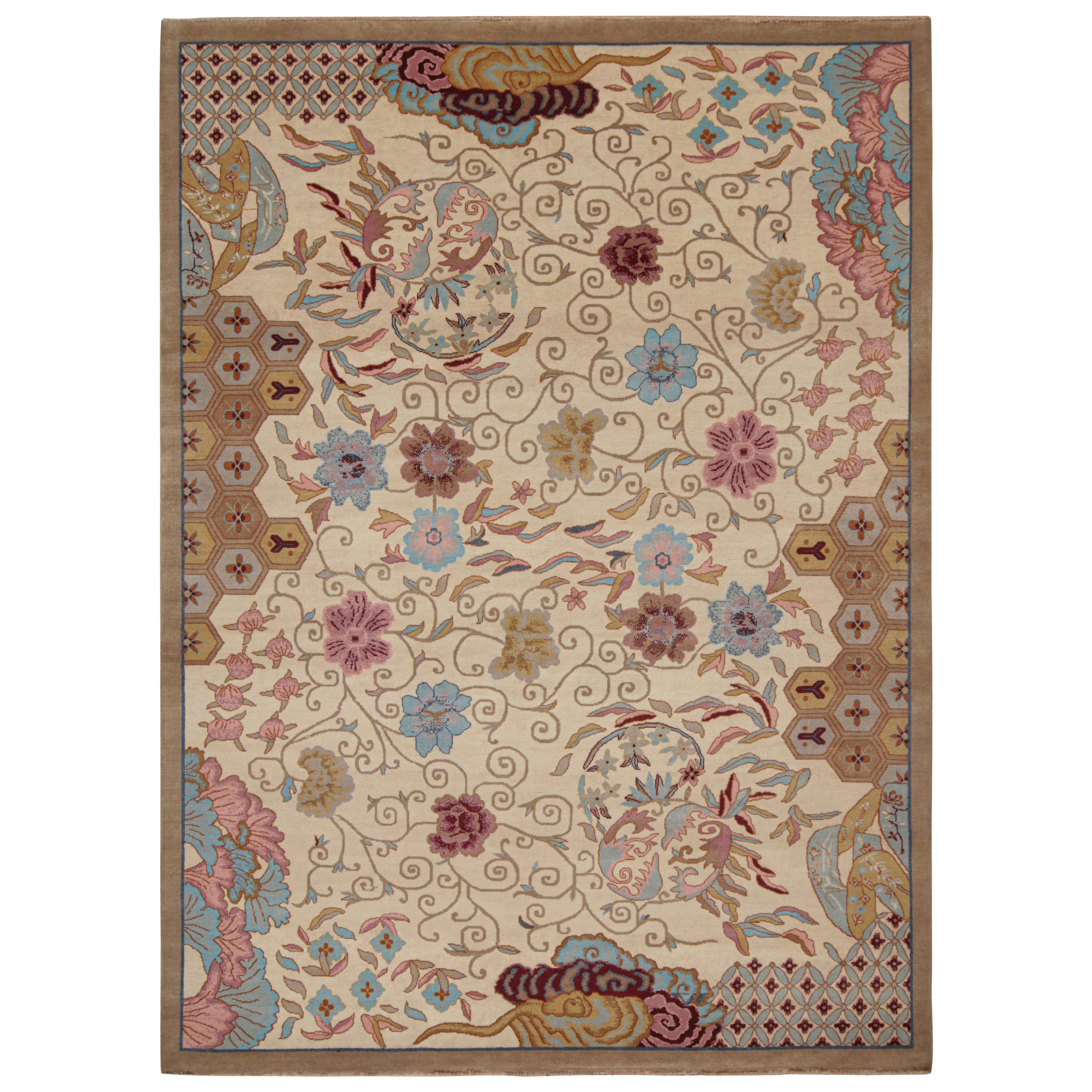 Rug & Kilim's Chinese Art Deco Style Rug in Beige-Brown with Floral Patterns (tapis chinois de style Art déco en beige et brun avec motifs floraux)