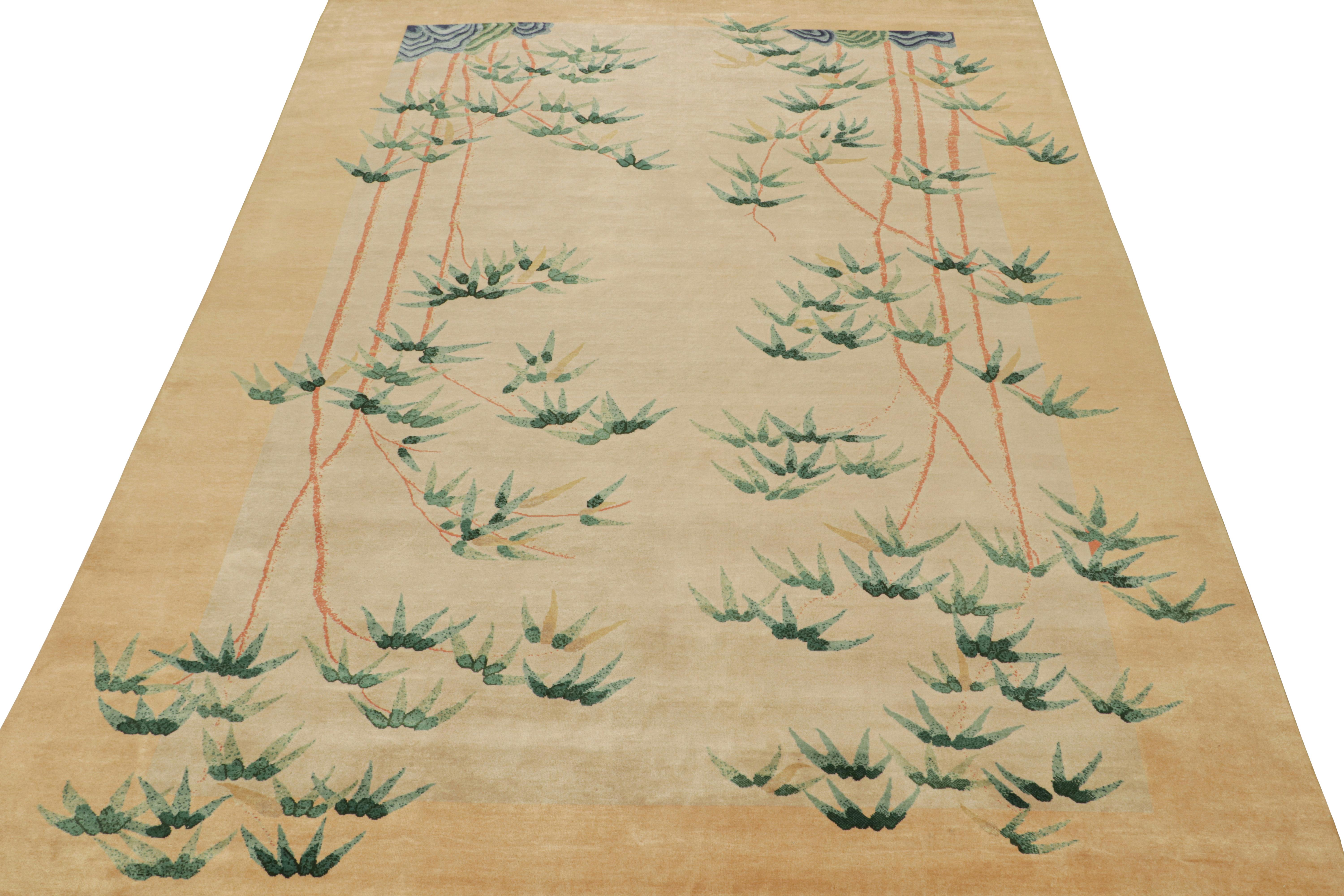 Rug & Kilim's Chinesischer Art Deco Stil Teppich in Beige mit grünen und blauen Blumen (Handgeknüpft) im Angebot
