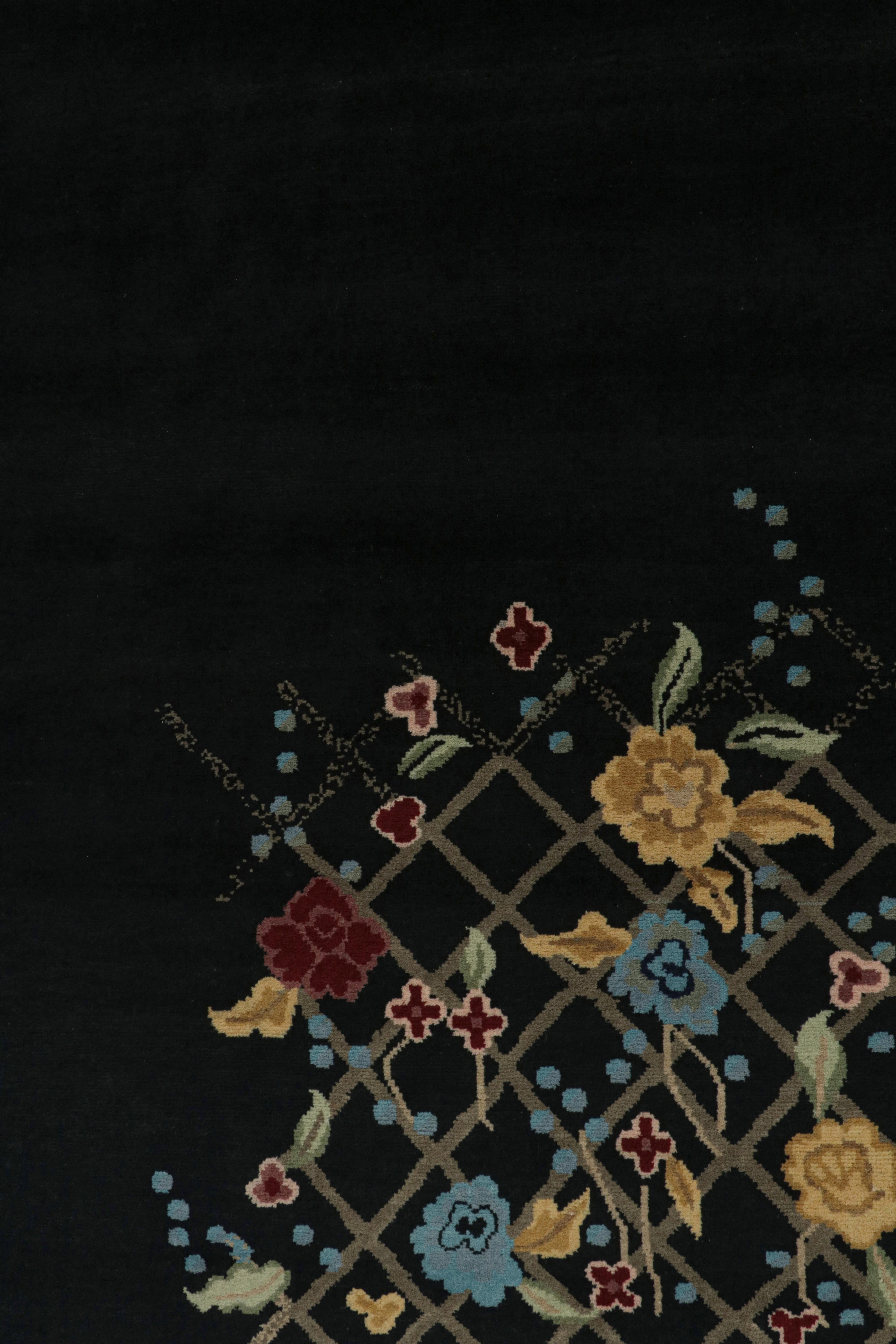 Rug & Kilims chinesischer Teppich im Art-Déco-Stil in Schwarz und Grün mit Blumenmuster im Zustand „Neu“ im Angebot in Long Island City, NY