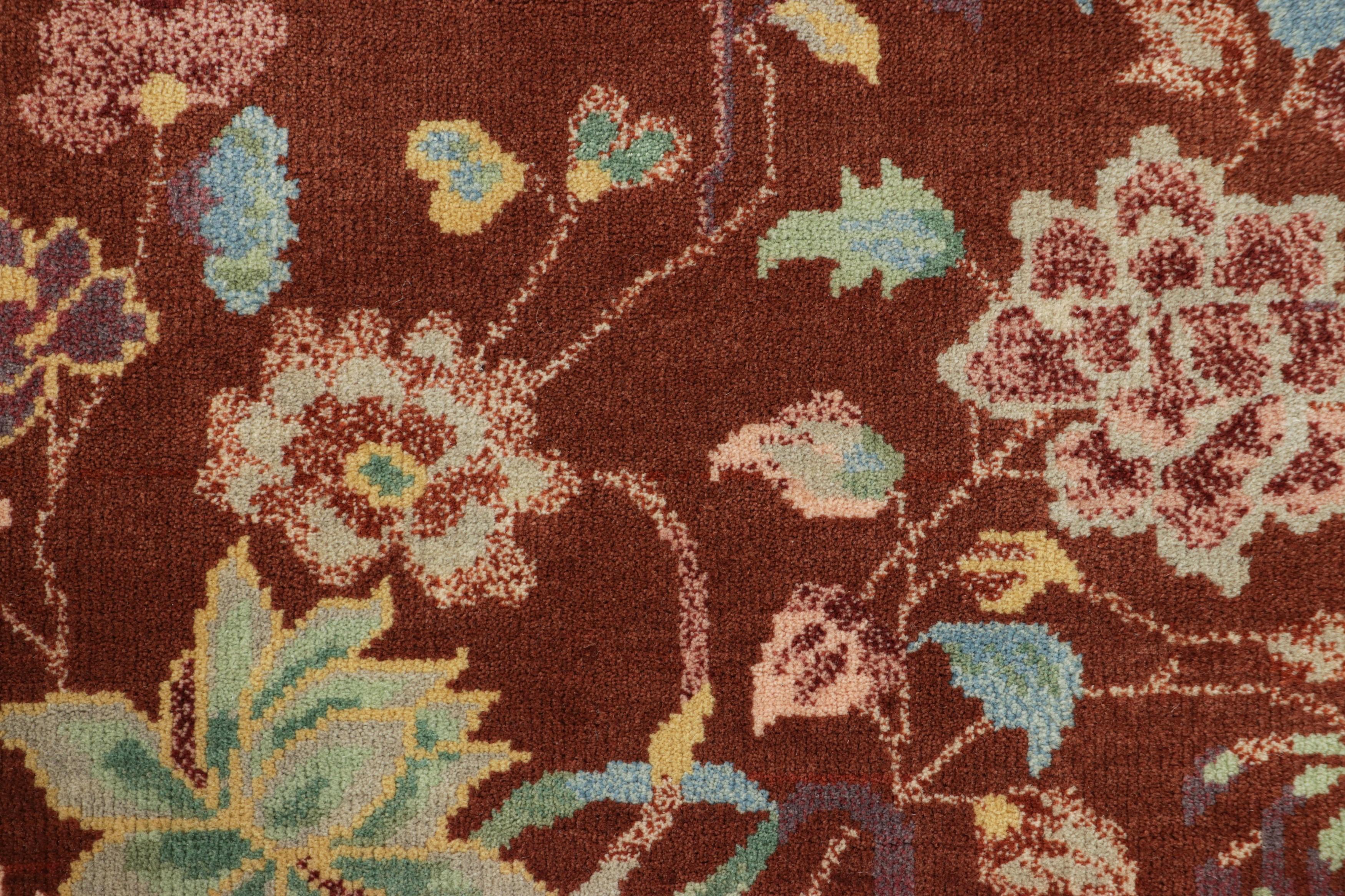 Art Déco Rug & Kilim è un tappeto in stile Art Deco cinese di colore marrone con motivi floreali in vendita