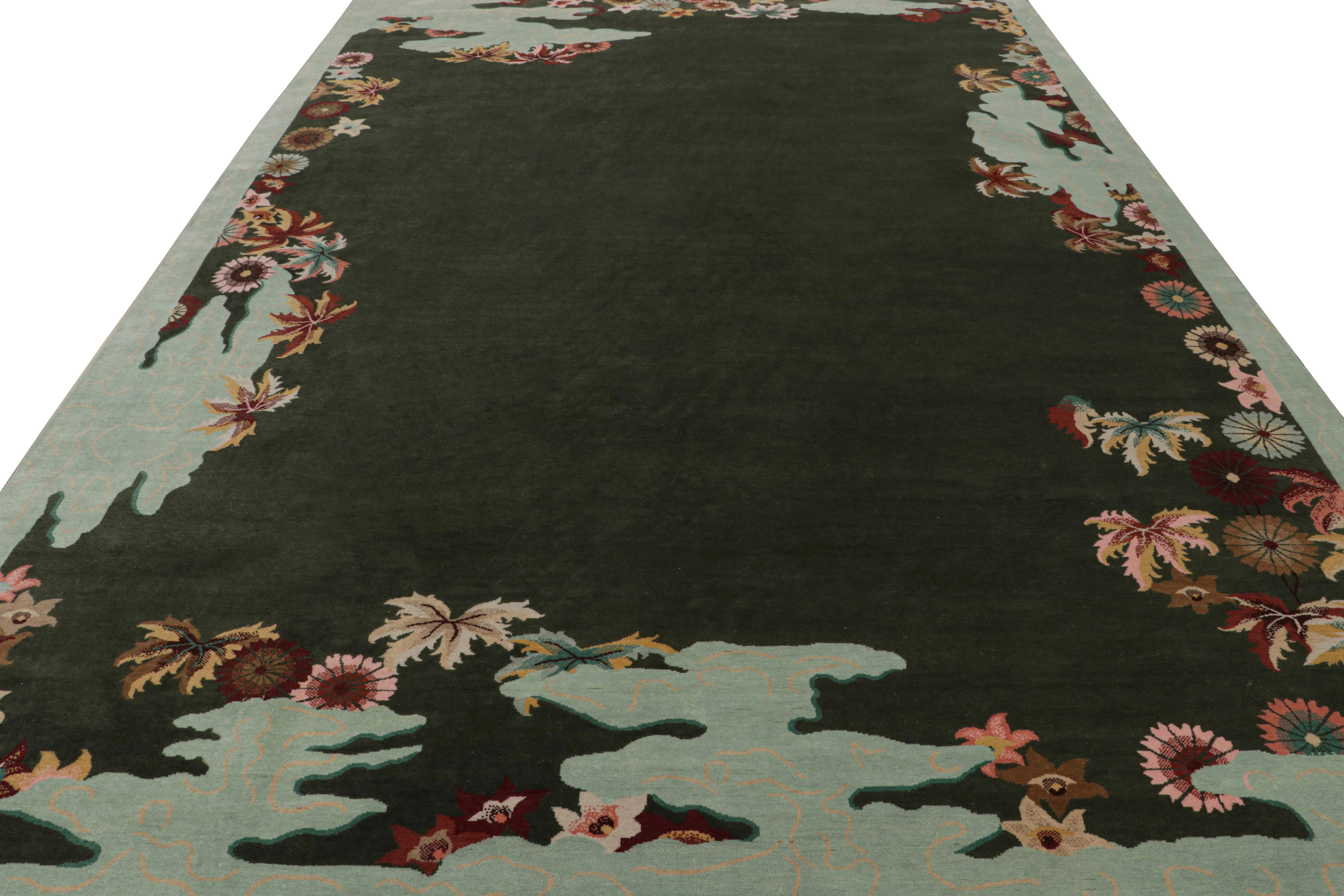 Chinois Rug & Kilim's Chinese Art Deco Style Rug in Green with Floral Patterns (tapis chinois de style Art déco en vert avec des motifs floraux) en vente