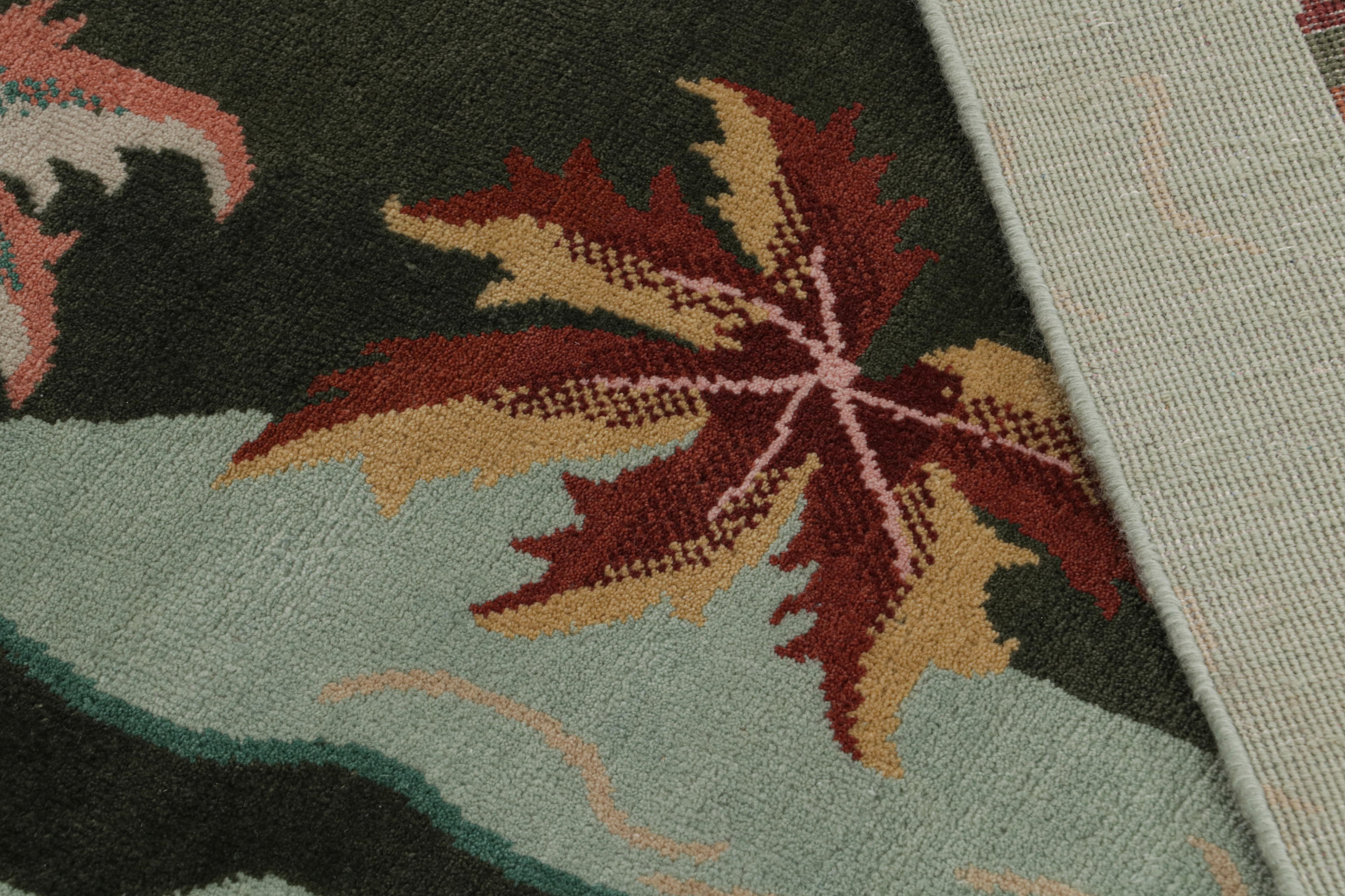 Rug & Kilims chinesischer Art-Déco-Teppich in Grün mit Blumenmustern (21. Jahrhundert und zeitgenössisch) im Angebot