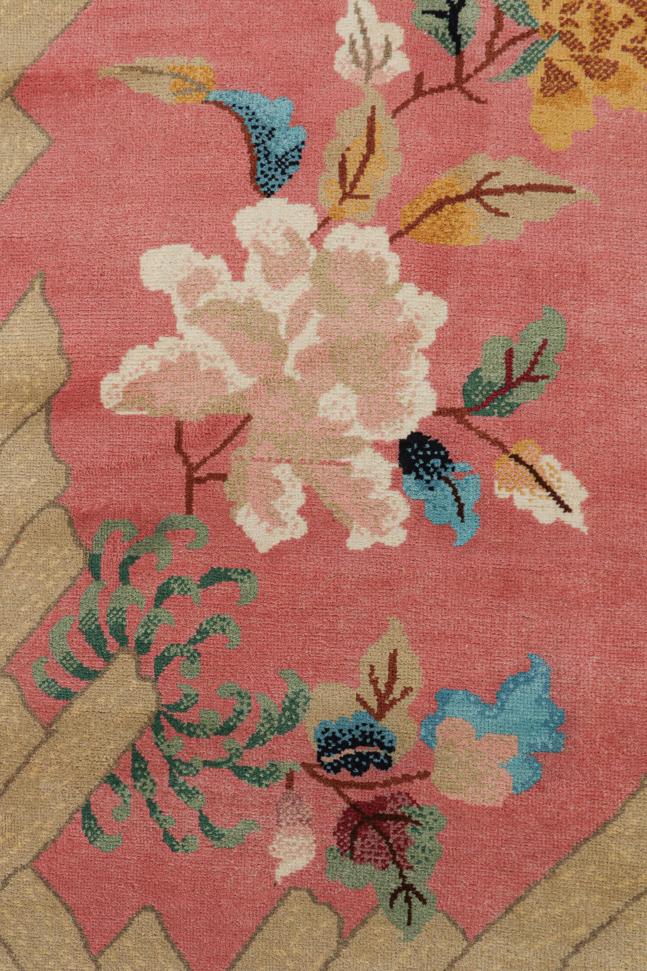 Rug & Kilim's Chinese Art Deco Style Rug in Pink and Beige with Floral Pattern im Zustand „Neu“ im Angebot in Long Island City, NY