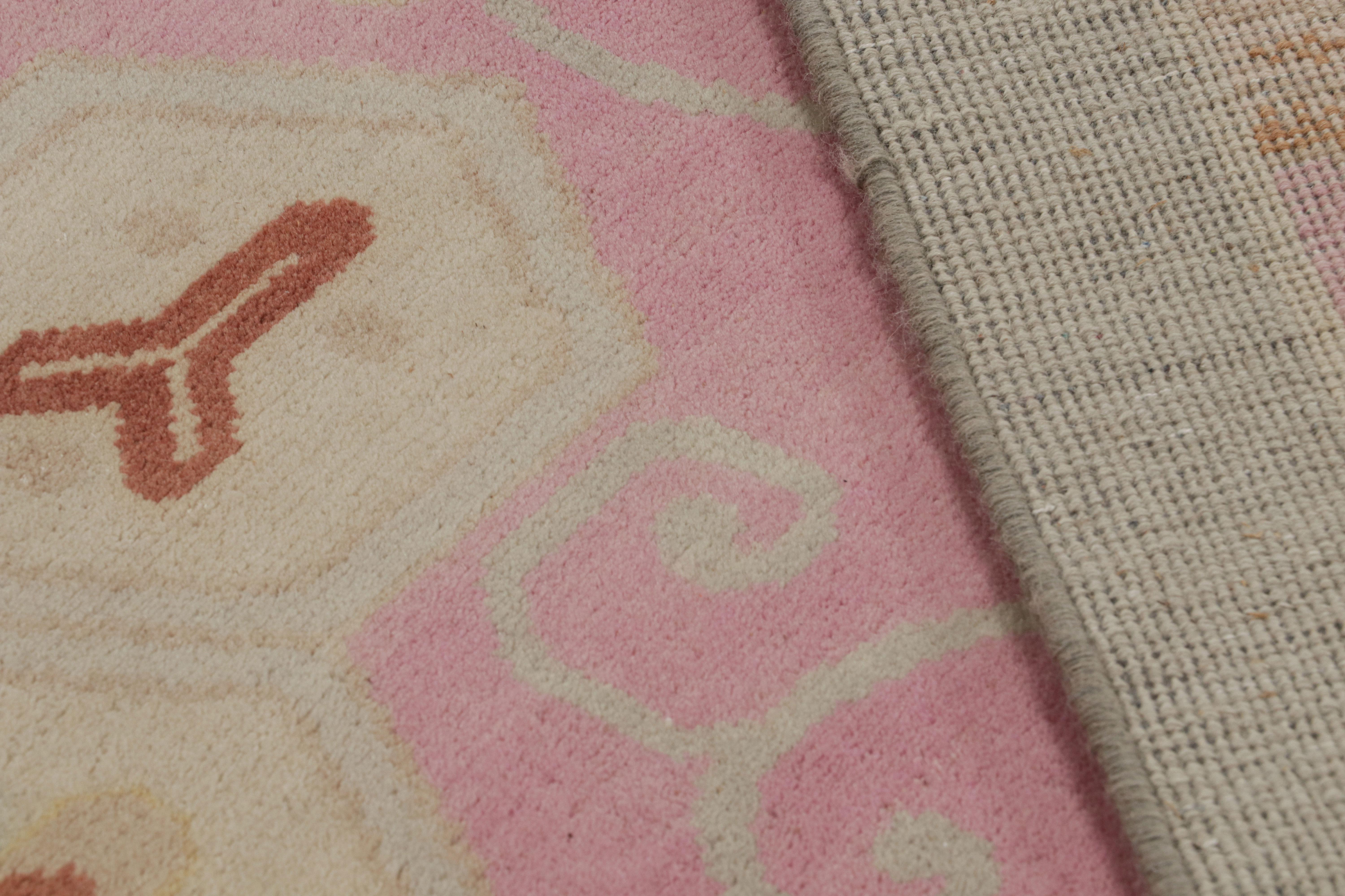 XXI secolo e contemporaneo Tappeto in stile Art Deco cinese di Rug & Kilim con motivi floreali geometrici in vendita