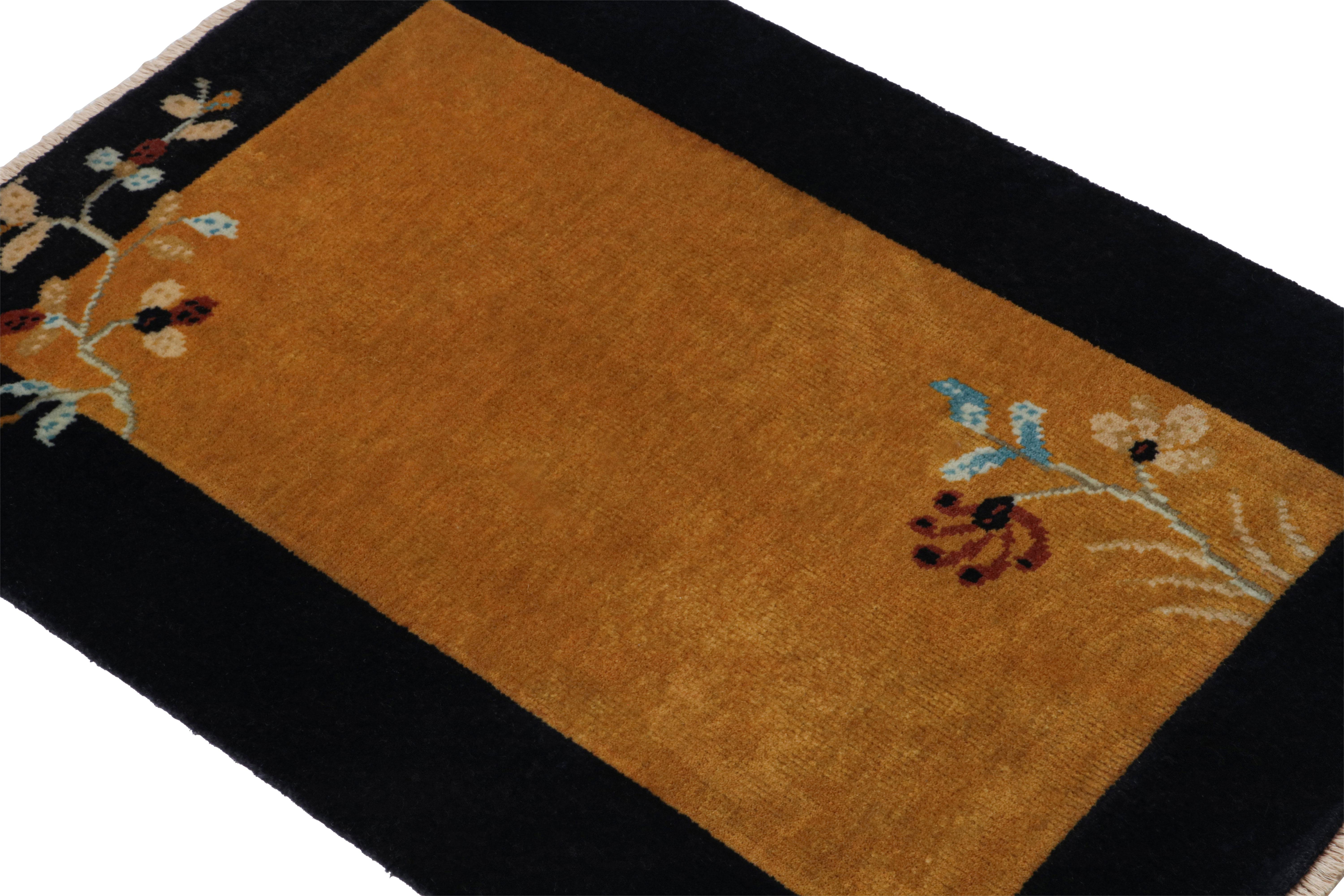 Hand-knotted in wool, this 2x3 rug by Rug & Kilim is a new addition to their Chinese Art Deco rug line.

On the Design: 

This particular piece features a more minimalist approach to the 1920s Chinoiserie style, with dual floral patterns in the