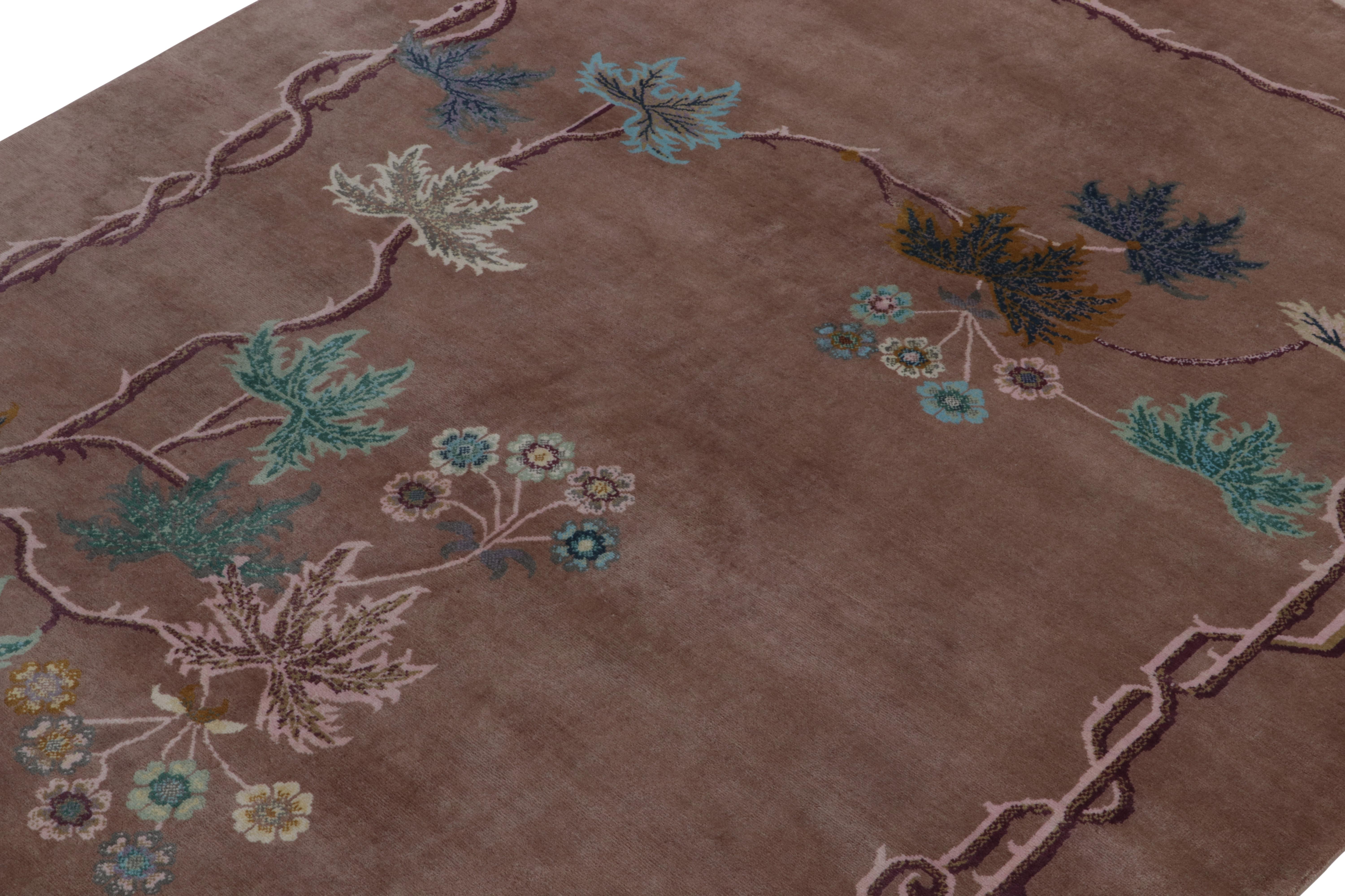 Indien Rug & Kilim's Chinese Style Art Deco Rug in Brown, Bordeaux & Blue Florals en vente