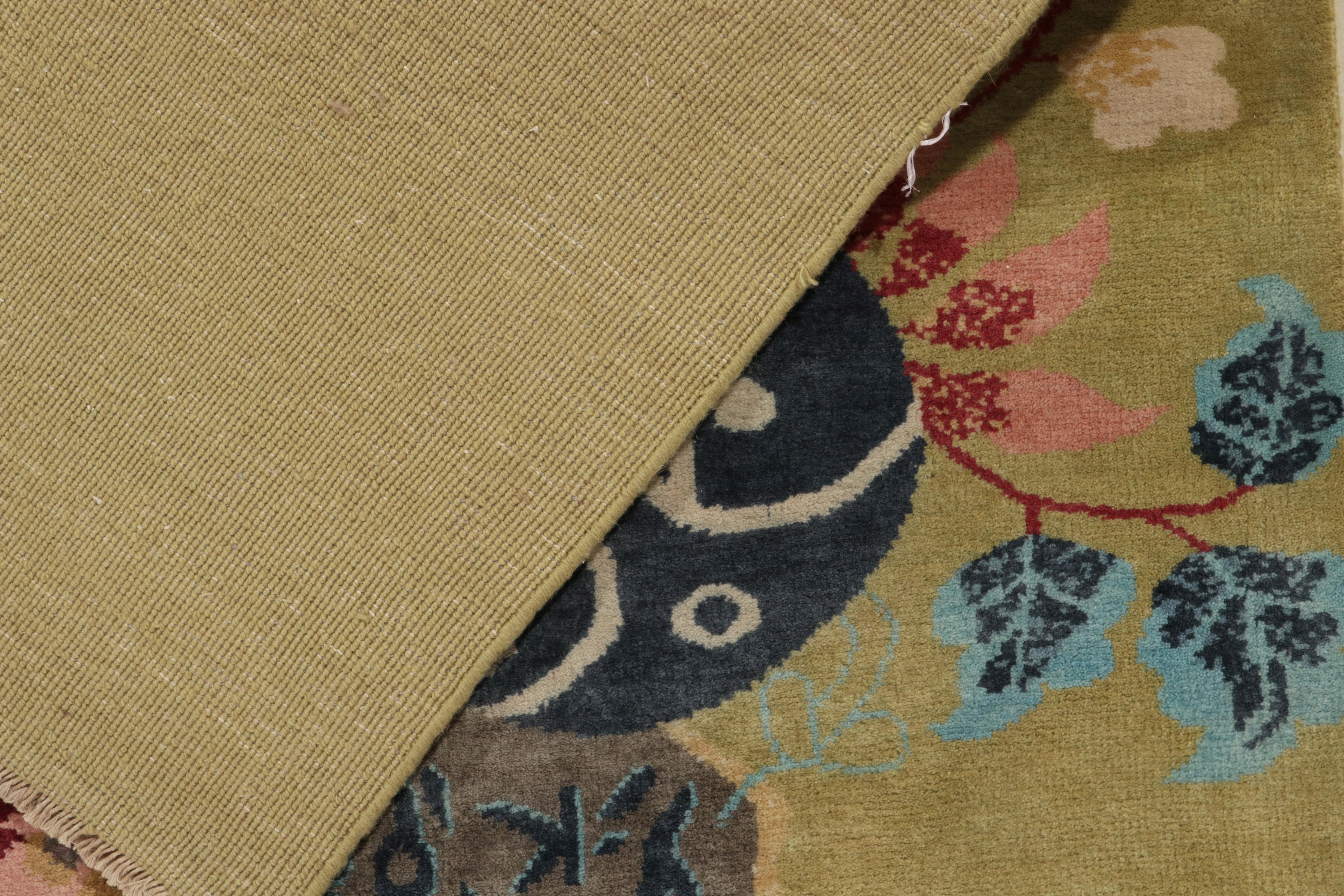 Wool Rug & Kilim’s Chinese Style Art Deco rug in Pink, Green Border & Floral Patterns For Sale