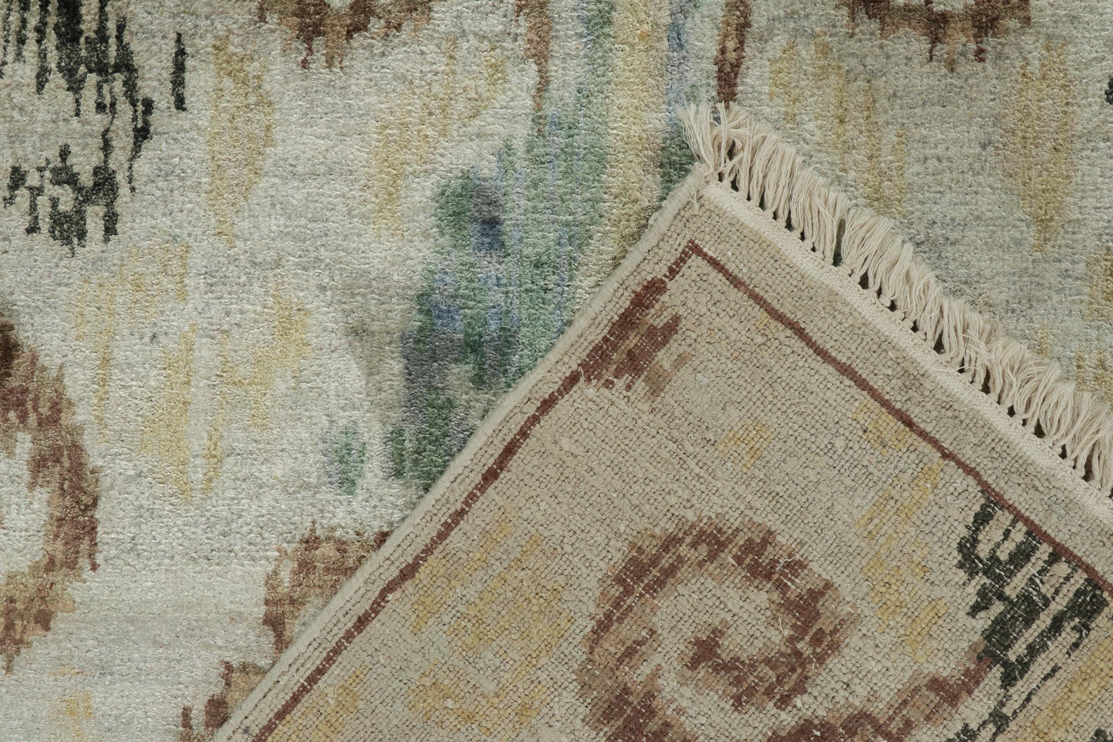 Lana Rug & Kilim è un tappeto classico in stile Ikats con motivi blu, beige, marroni e neri. in vendita