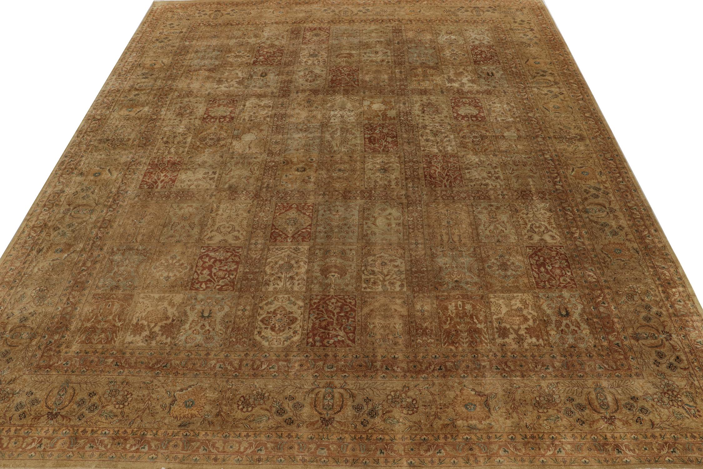 Indien Rug & Kilim's Classic Persian Style Rug in Beige-Brown and Red Floral Patterns (Tapis de style persan classique aux motifs floraux beige-brun et rouge) en vente