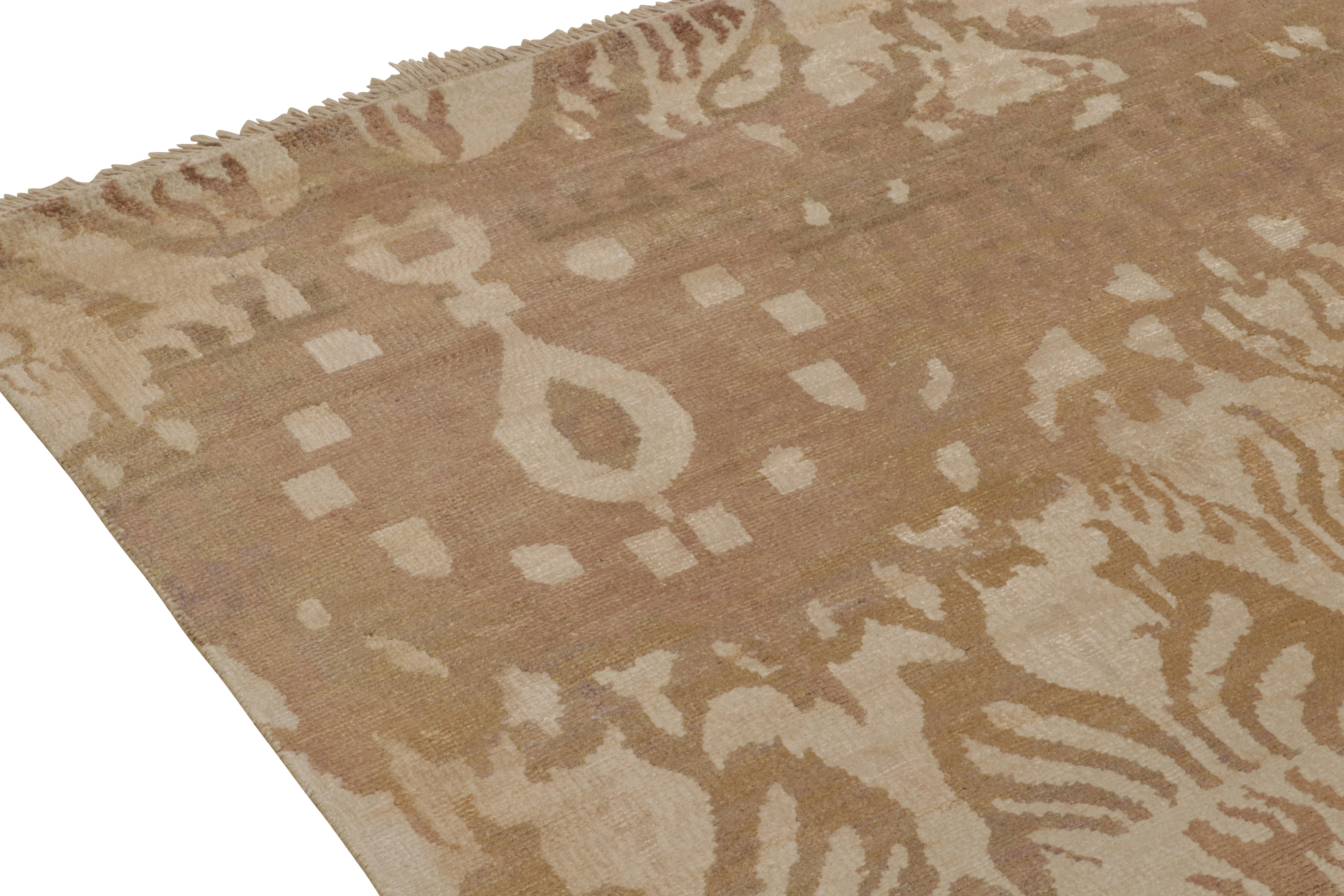 Rug & Kilim’s Classic-Style Contemporary Rug in Beige-Brown Ikats Patterns In New Condition For Sale In Long Island City, NY