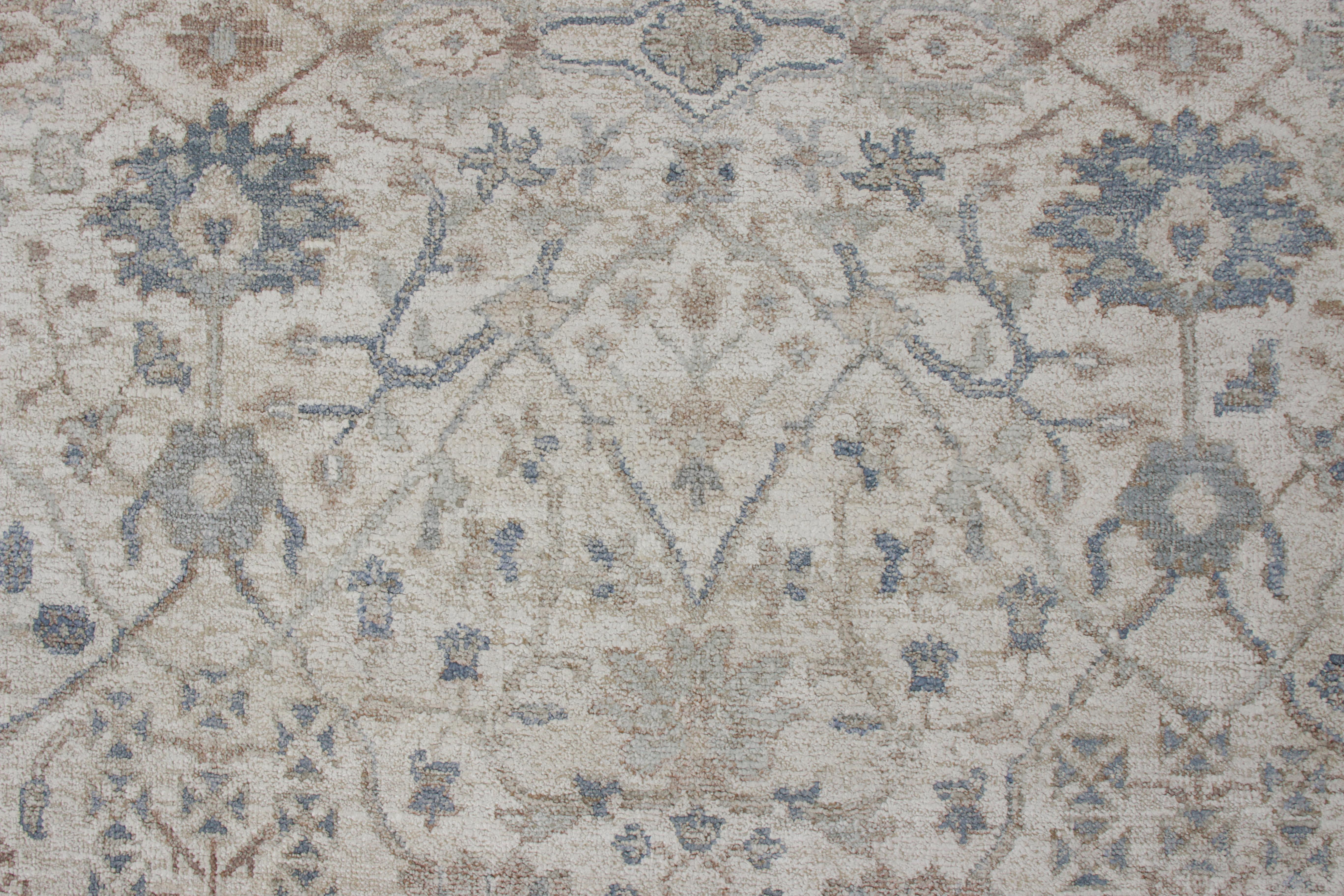 Teppich & Kilims Classic Style, maßgefertigter Teppich in Allover Gray, Blau mit Blumenmuster (Indisch) im Angebot