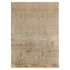 Alfombra de estilo clásico de Rug & Kilim en beige-marrón, dibujo de icats dorados