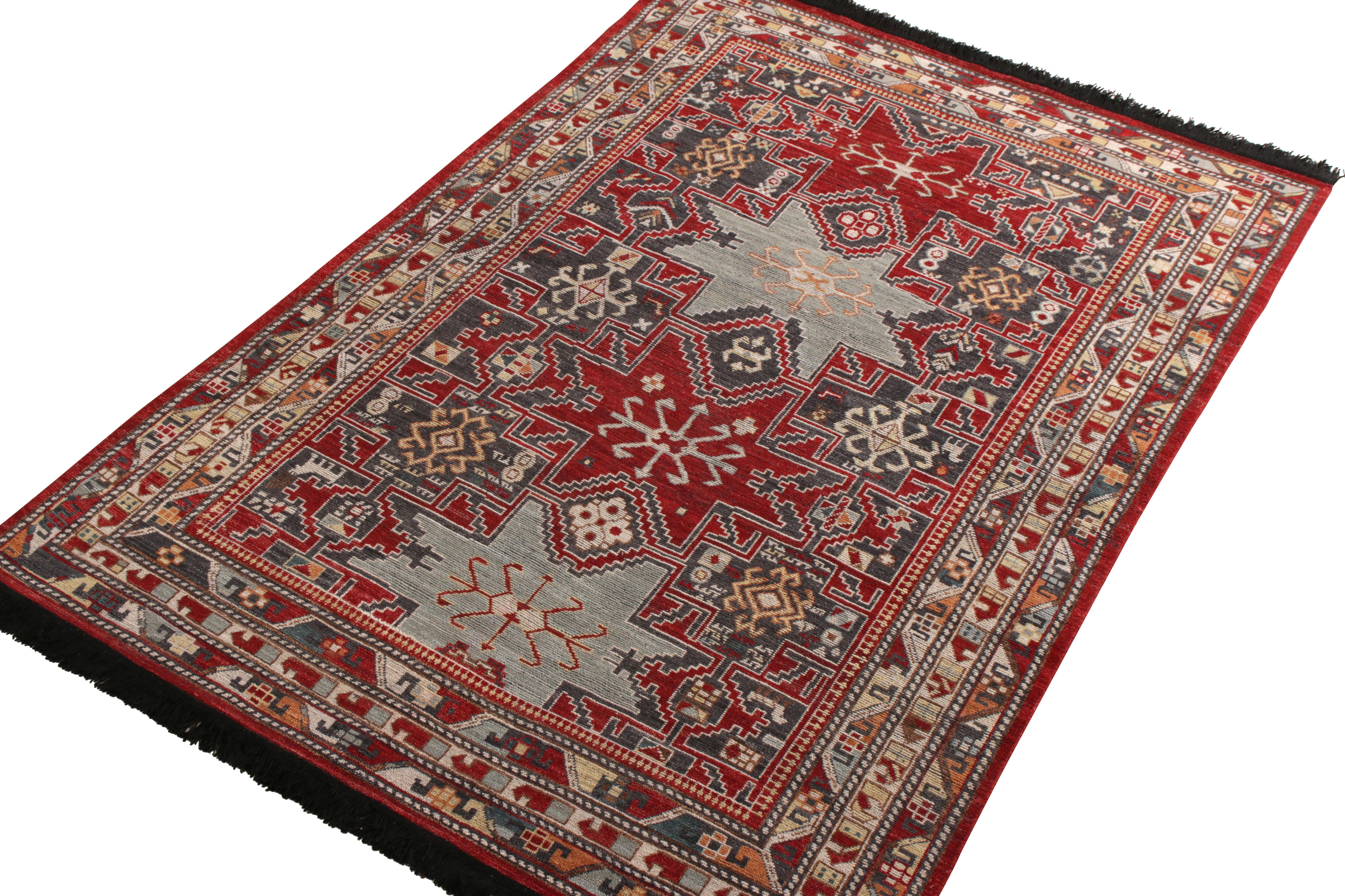 Rug & Kilim's Classic Style Teppich in Rot und Blau Geometrisch gemustert (Stammeskunst) im Angebot