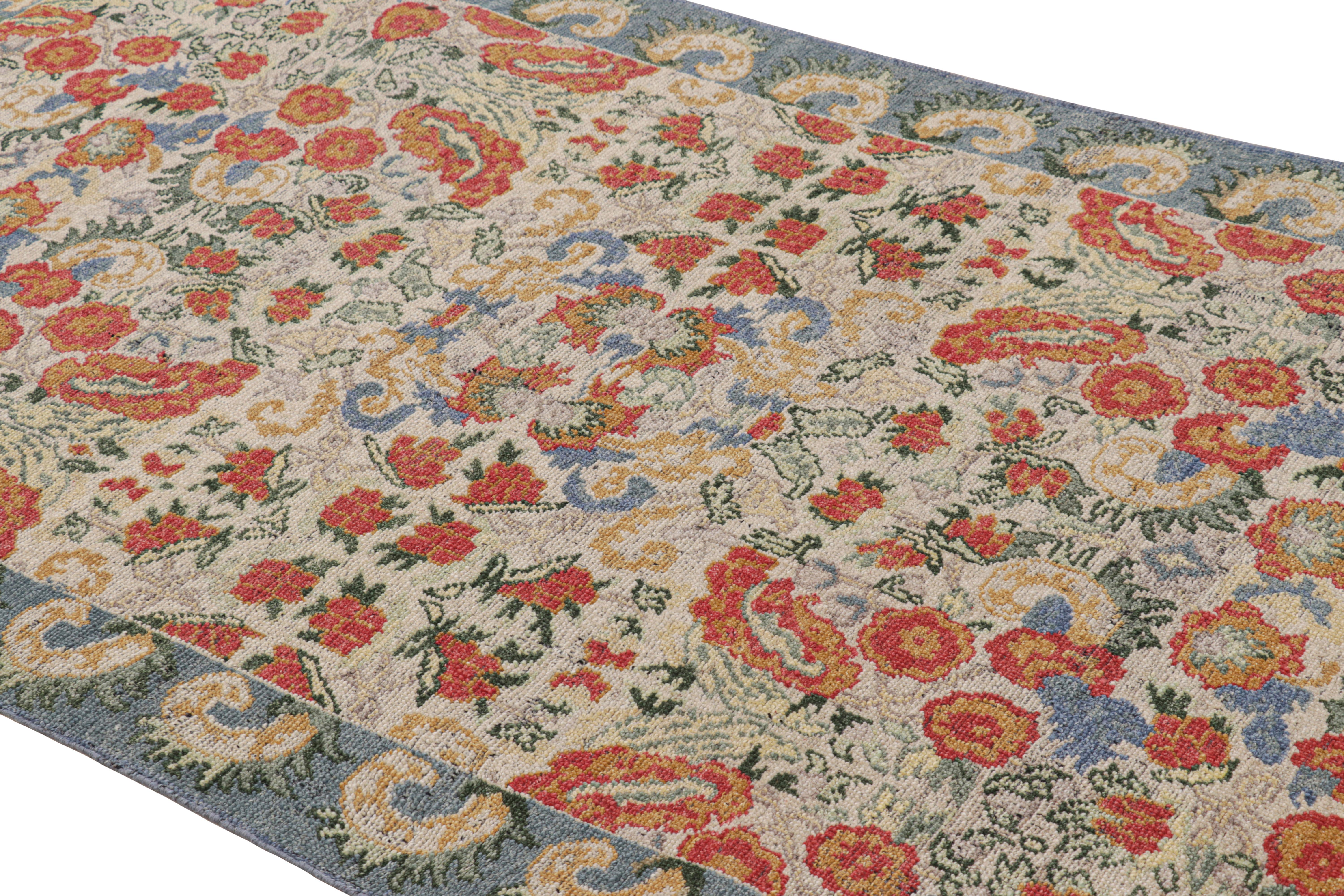Dieser handgeknüpfte Teppich (4x8) aus einer speziellen Ghazni-Wollmischung ist eine kühne neue Ergänzung der Burano Collection'S von Rug & Kilim - eine luxuriöse Neuentdeckung wichtiger Klassiker und historischer Stücke. 

Über das Design: