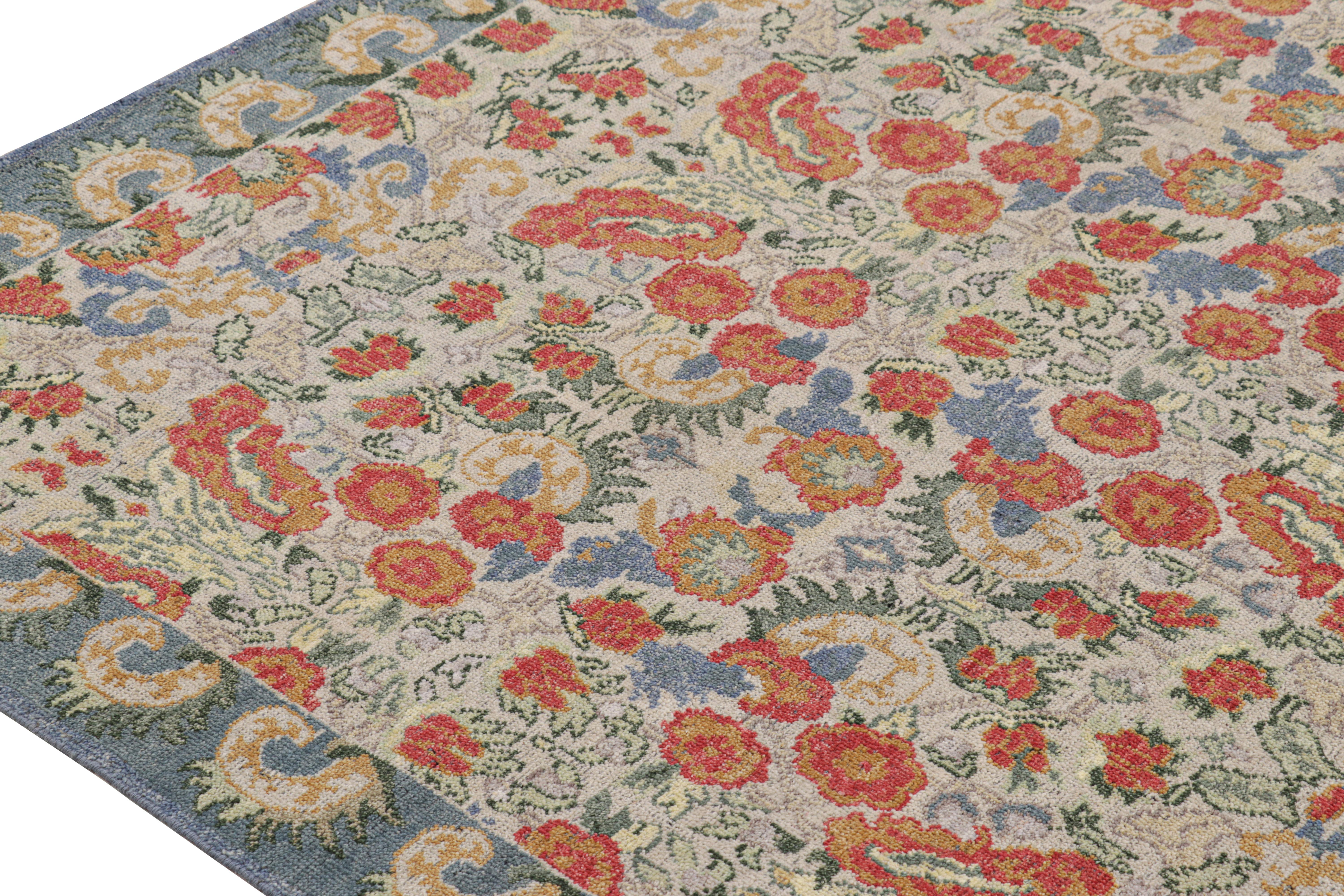 Rug & Kilim's Classic Style Rug in Weiß mit Blumenmustern (Indisch) im Angebot