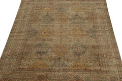 Klassischer Teppich im Stil von Teppich & Kelim mit goldenen, beigefarbenen und grünen Blumenmustern