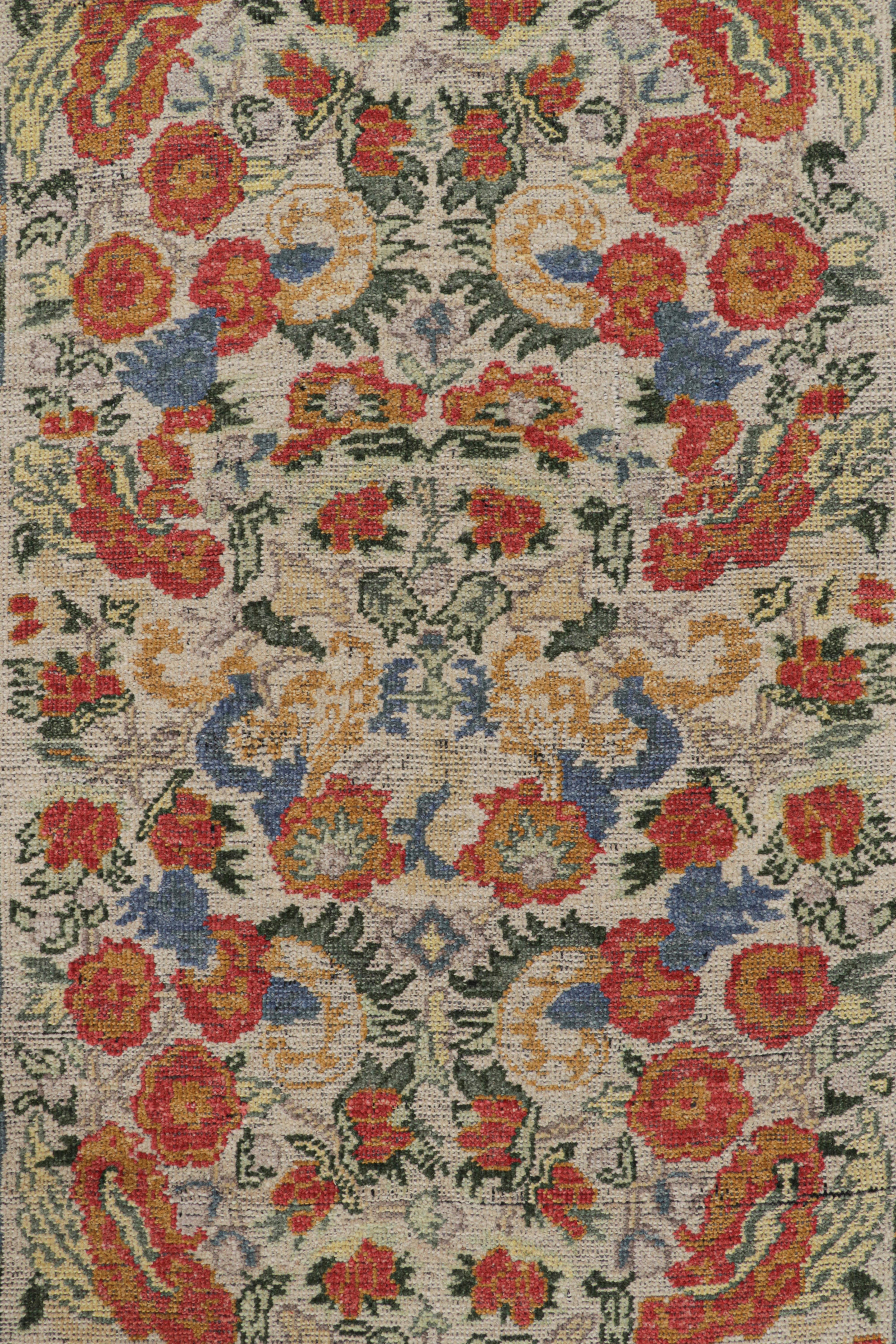 Rug & Kilim's Classic Style Läufer in Weiß mit Blumenmustern (Indisch) im Angebot