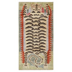 Rug & Kilim's Classic Style Tiger-Skin Runner in Beige mit geometrischem Bildmotiv