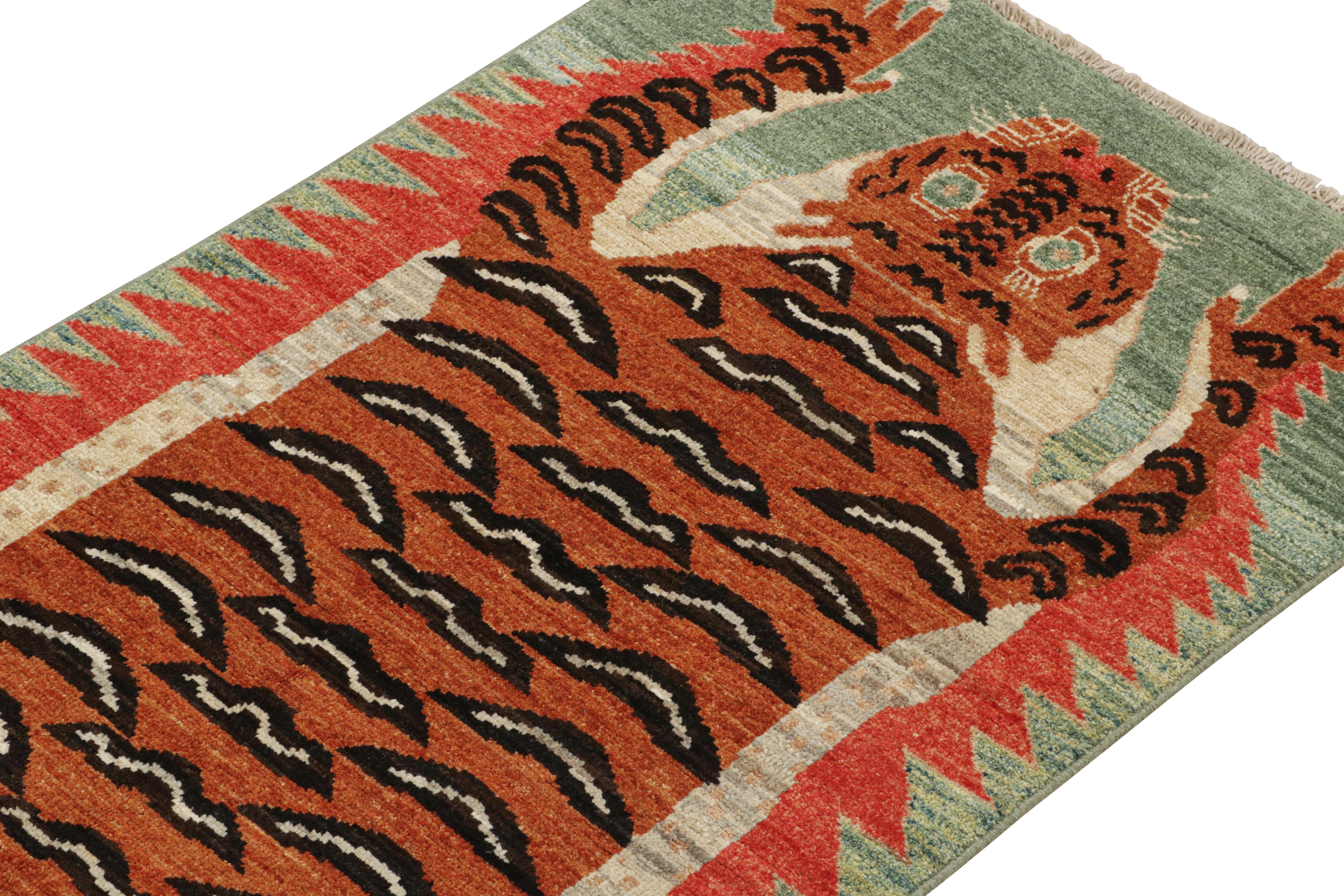 Rug & Kilim's Classic Style Tiger-Skin Läufer mit Orange und Brown Bild (Handgeknüpft) im Angebot