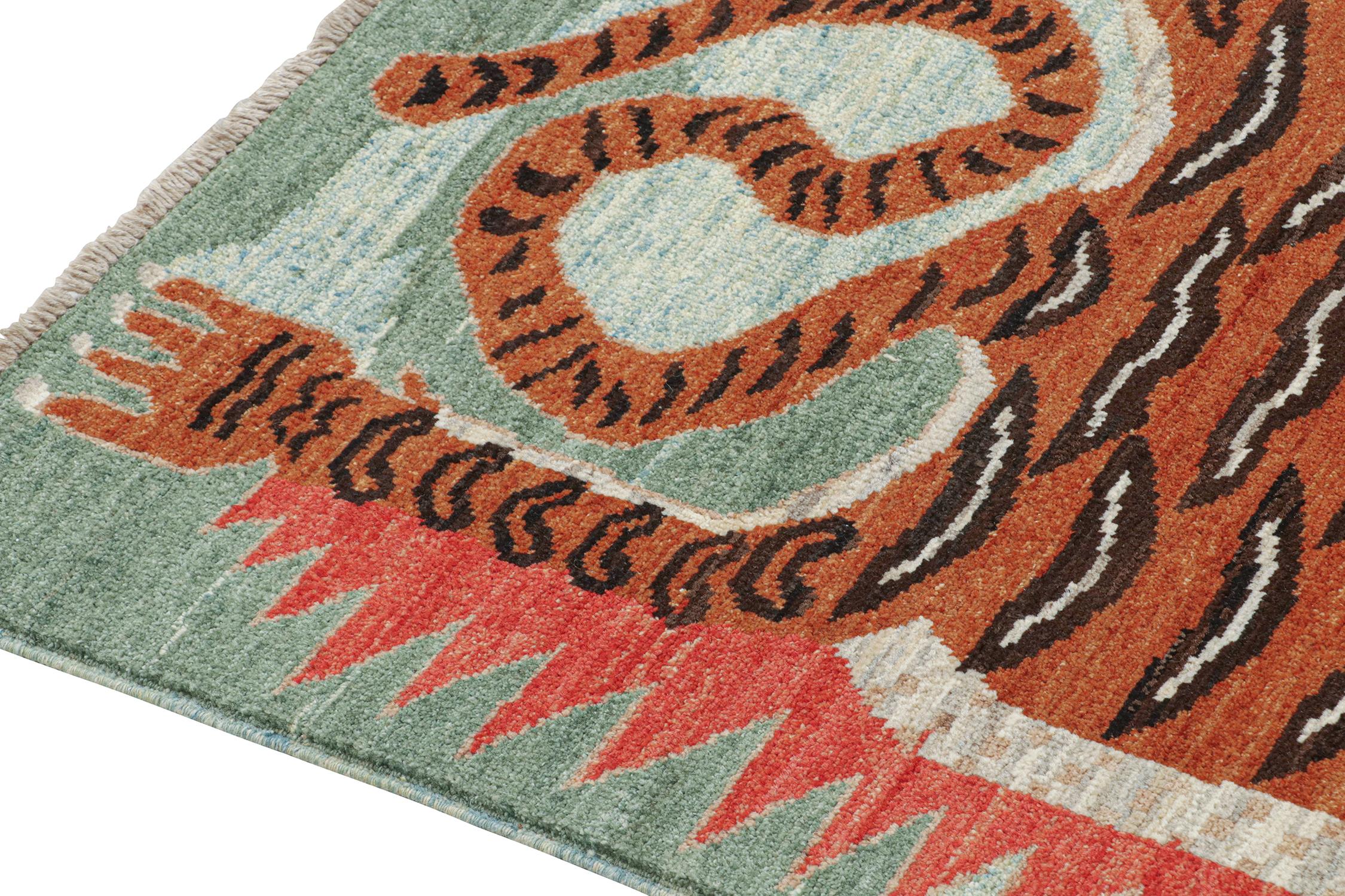 Rug & Kilim’s Classic Style Tiger-Skin Runner with Orange and Brown Pictorial In New Condition For Sale In Long Island City, NY