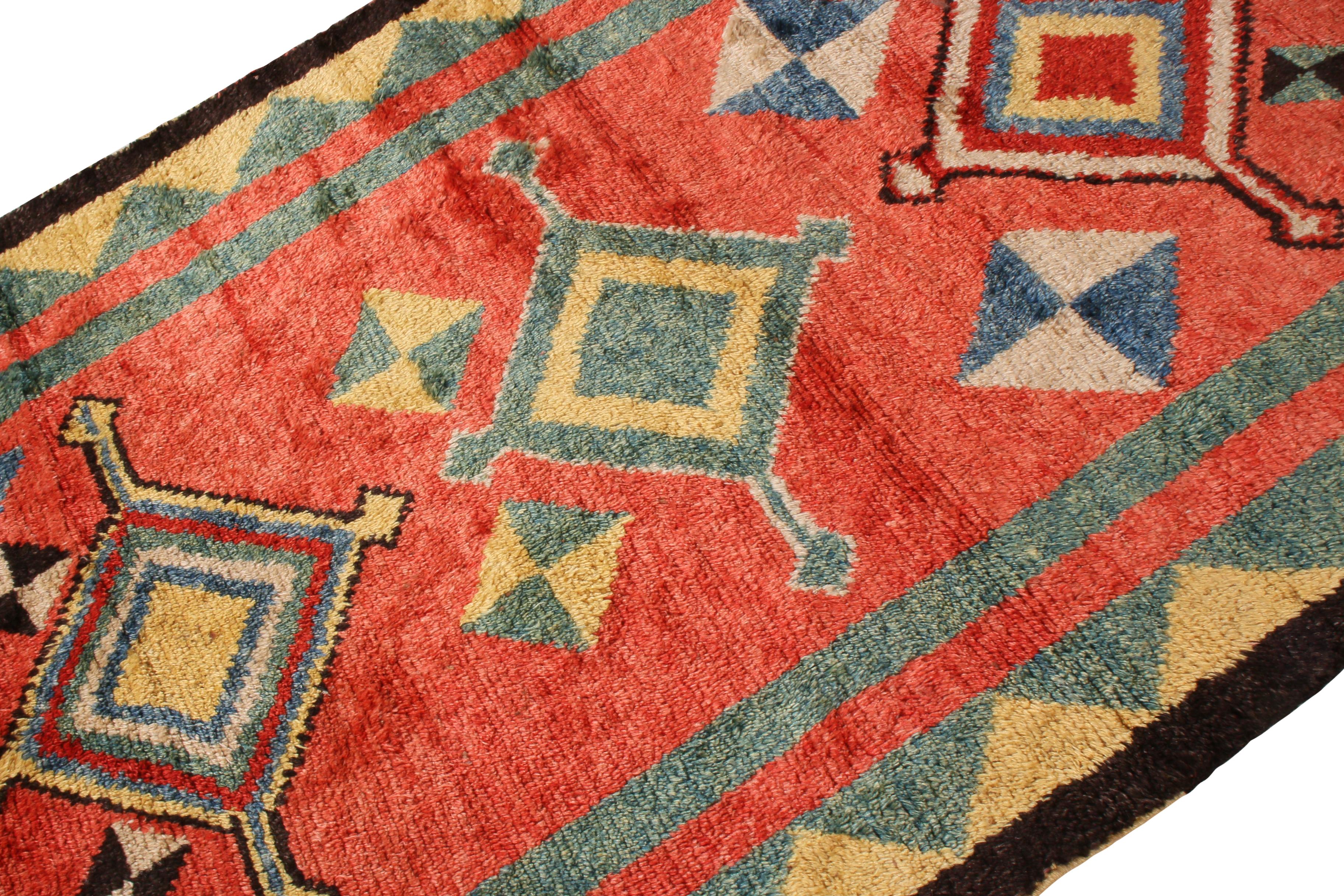 Hand-Knotted Rug & Kilim's Classic Tulu Style Rug Red Green Medallion Tribal Pattern For Sale