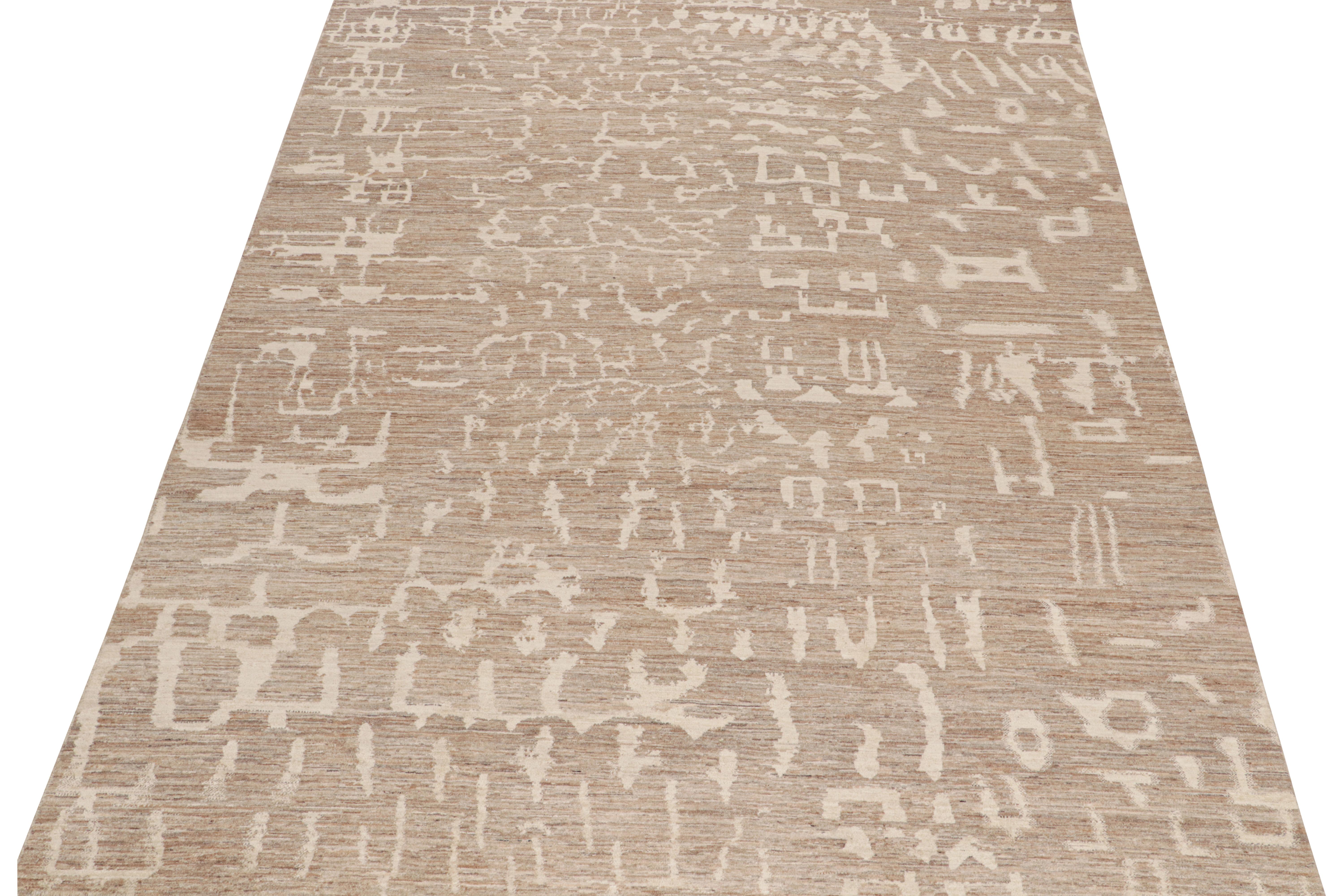 This contemporary 8x12 abstract rug is a bold new addition to Rug & Kilim’s modern rug designs. 

Further on the Design: 

hand knotted in a luxurious wool and silk blend, this rug enjoys a unique play of Classic and abstract sensibilities. A keen