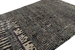 Rug & Kilim's Zeitgenössischer Abstrakter Teppich Mit Geometrischen Mustern