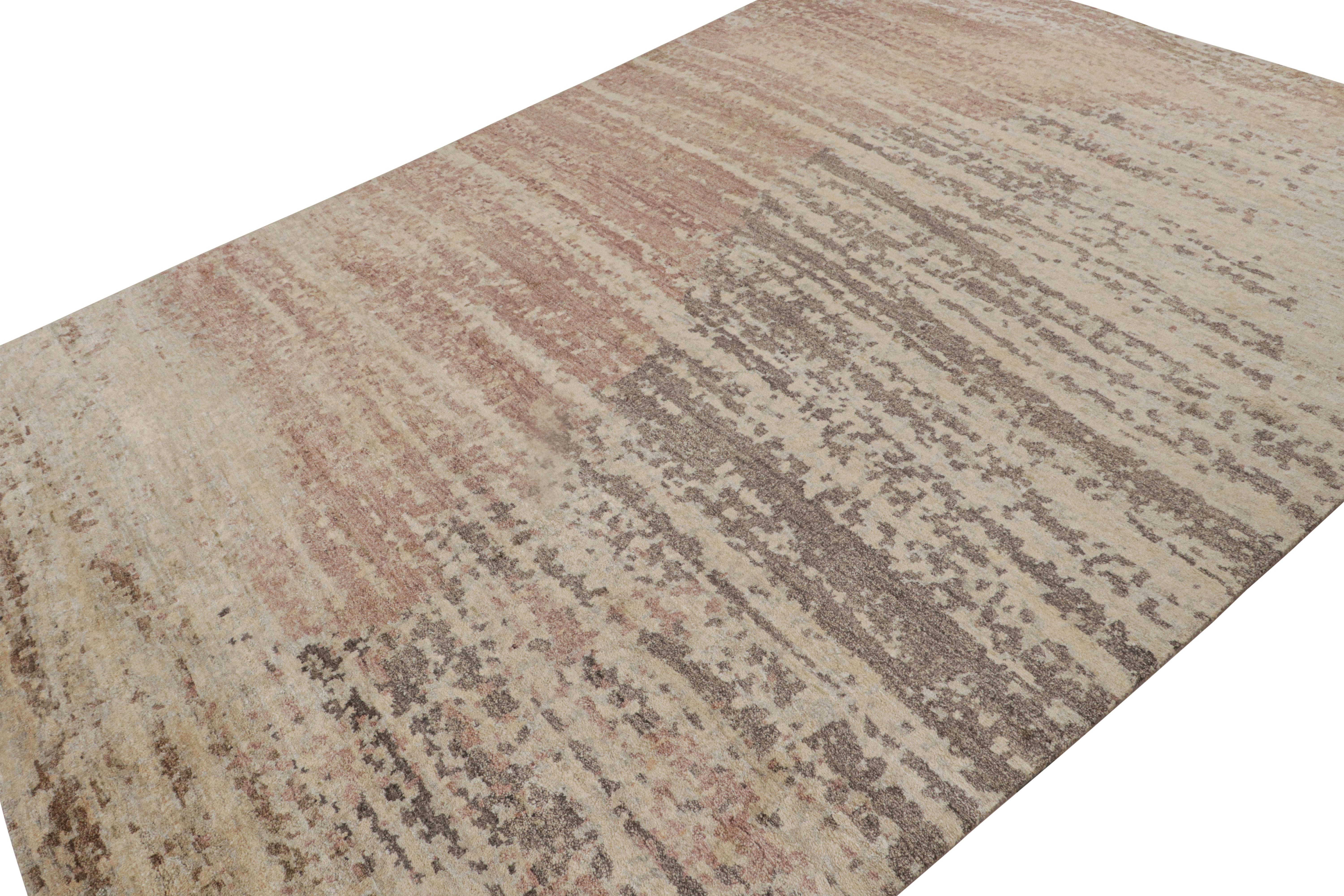 Annodato a mano in seta, questo tappeto astratto moderno 9x12 è un'opera d'arte contemporanea multicolore, audace ma stravagante, con motivi pittorici come acquerelli e pennellate. 

Sul design: 

Questo design contemporaneo è un omaggio all'arte