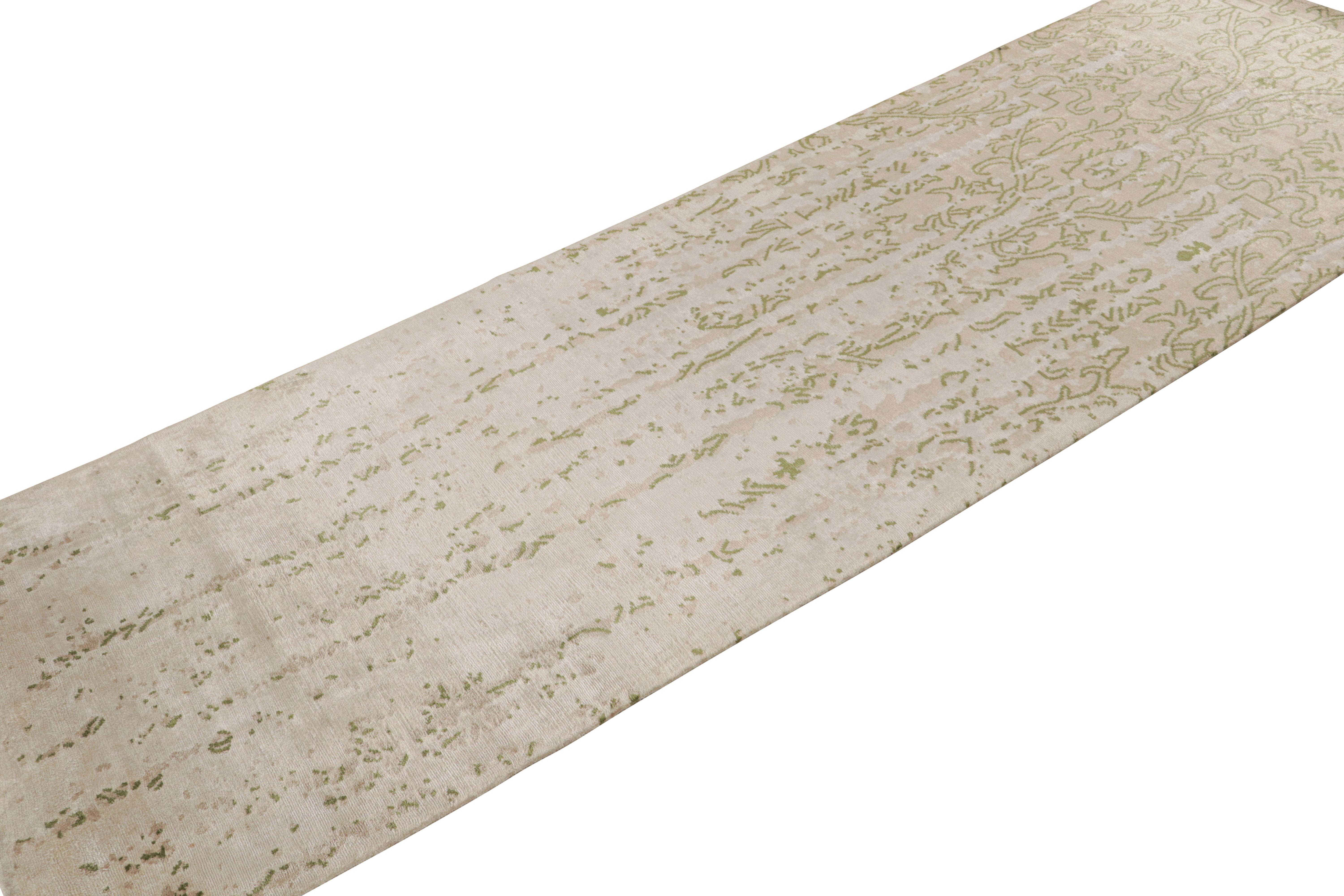 Fabriqué en soie nouée à la main, ce chemin de table contemporain est l'un des derniers ajouts célèbres à la collection New & Modern de Rug & Kilim. Il fait partie d'un triplet de motifs distinctifs qui peuvent être vendus tels quels ou reliés pour