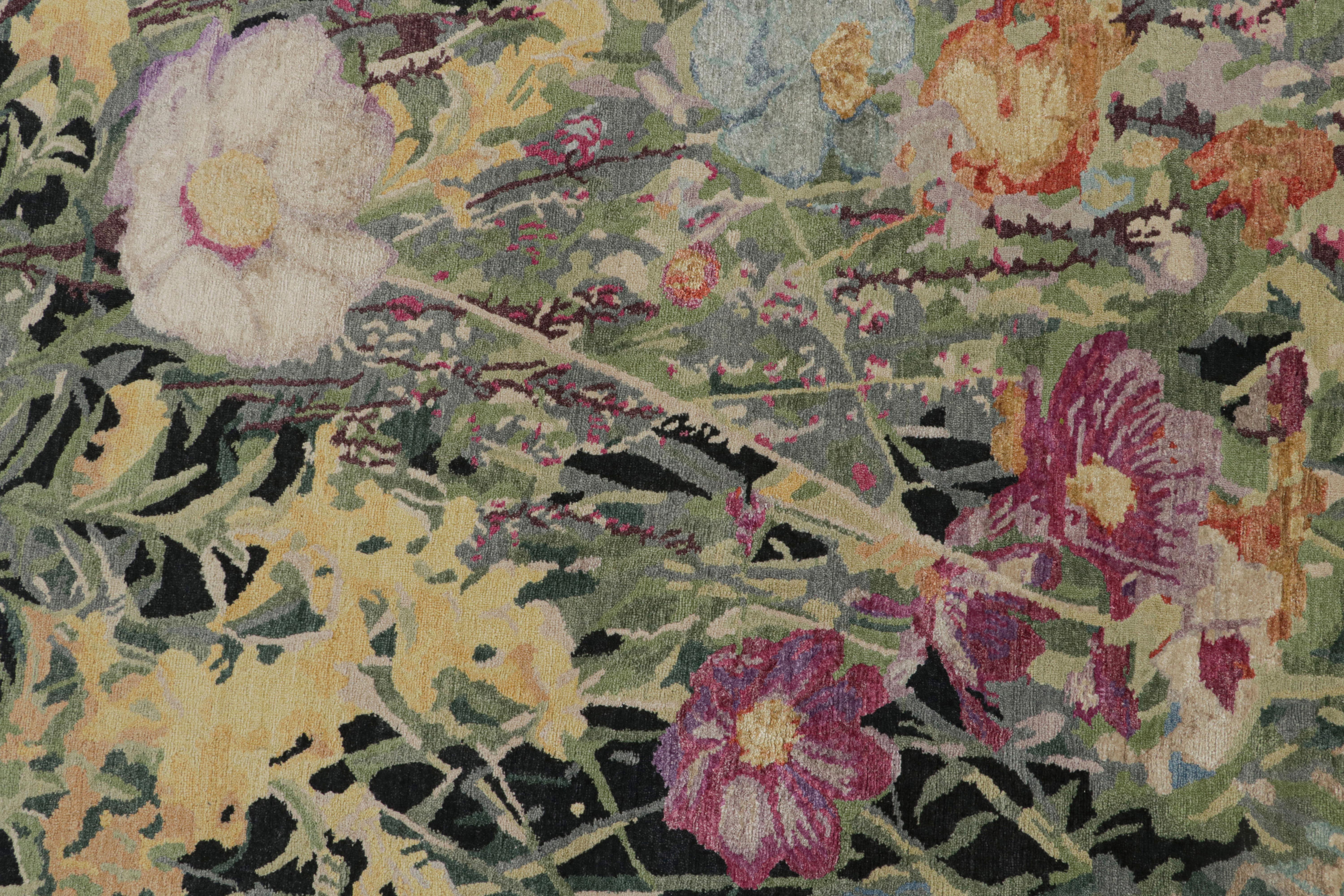 Rug & Kilim’s Contemporary Botanical Rug in Multicolor Floral Pattern en Nuevo estado para la venta en Long Island City, NY