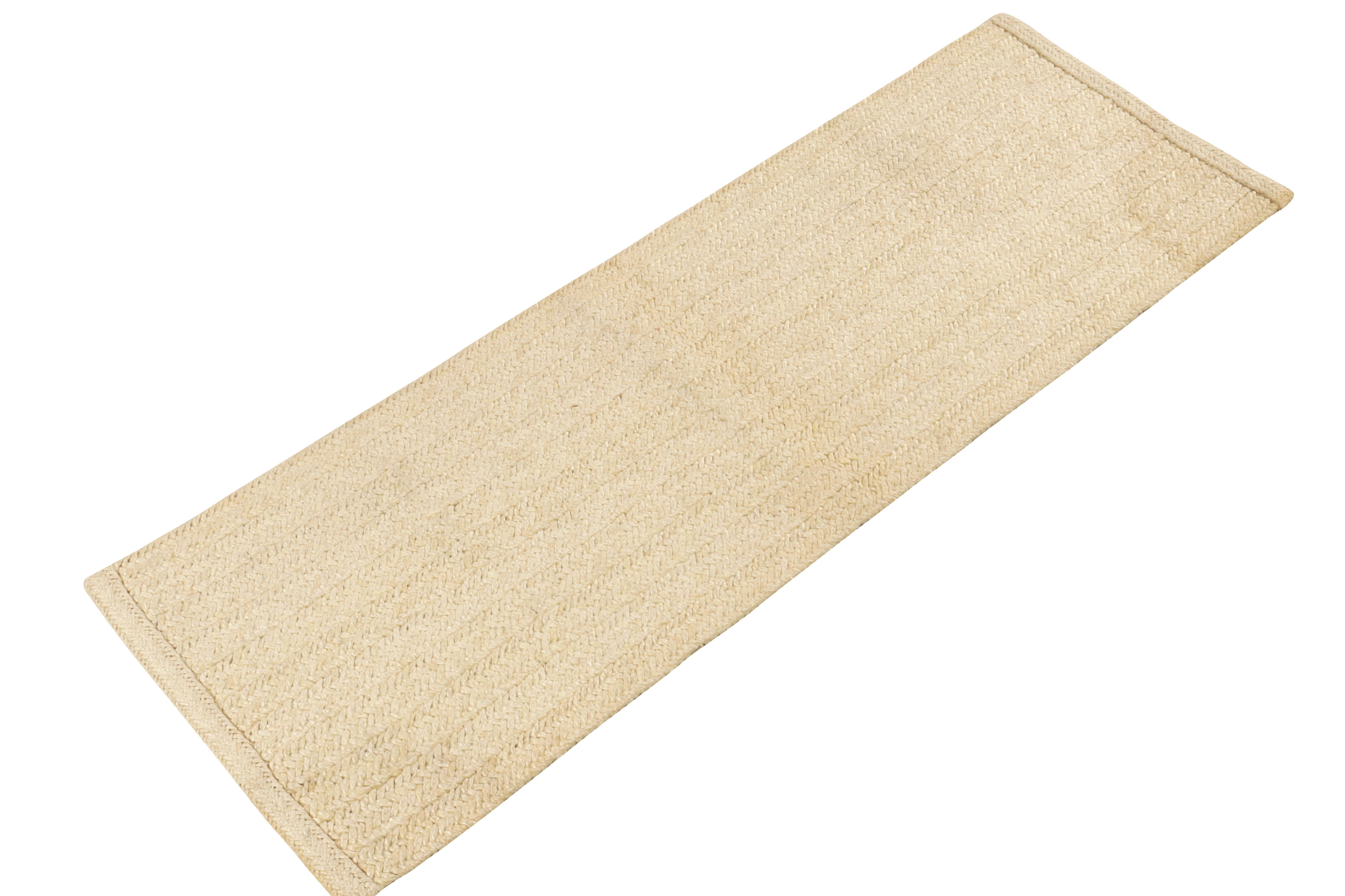 Rug & Kilim's Contemporary Braided Runner in Off-White (Moderne) im Angebot