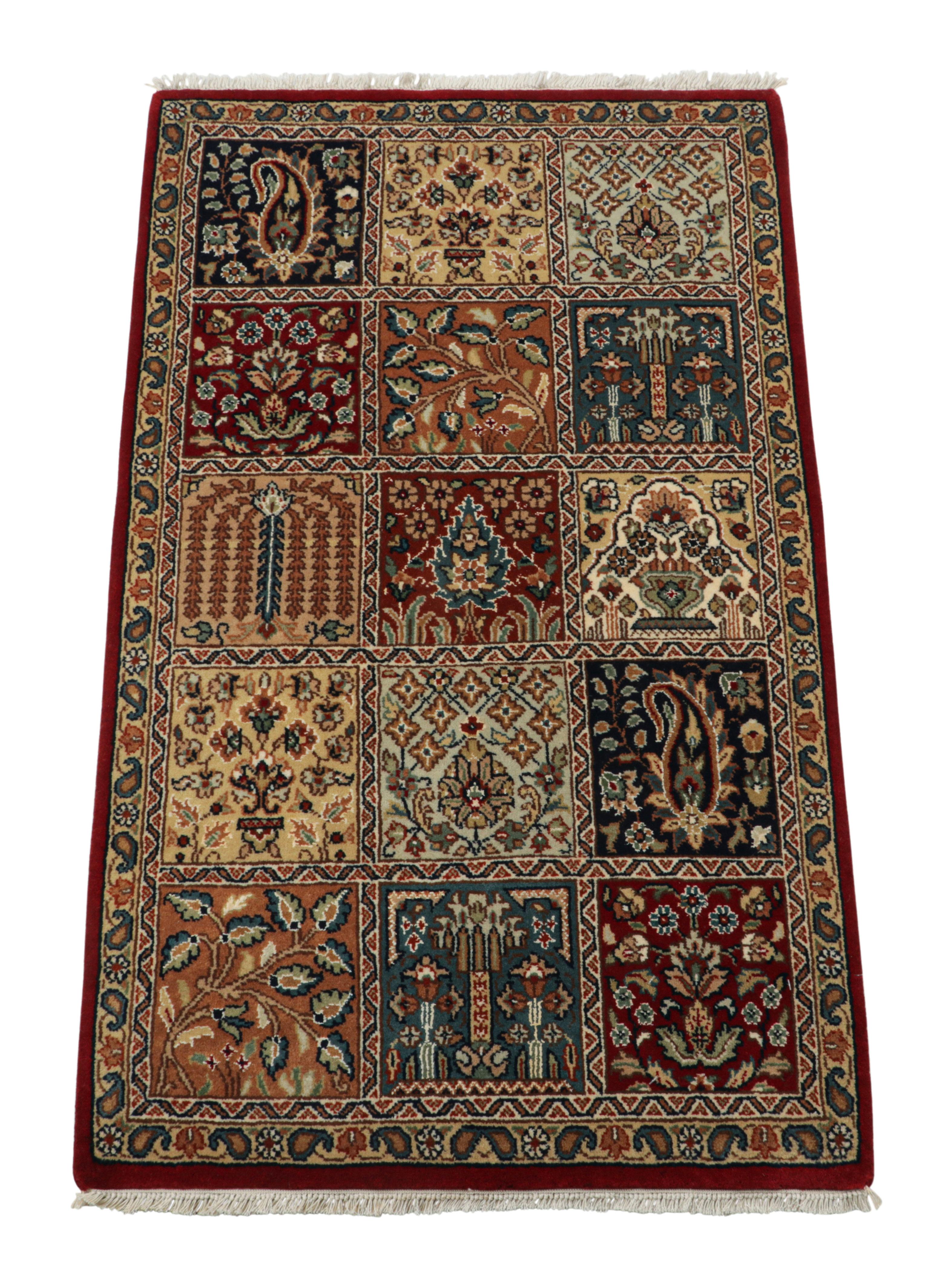 Noué à la main Rug & Kilim's Contemporary Chain Stitch with Polychromatic Garden Designs (Tapis contemporain en points de chaînette avec des am designs) en vente