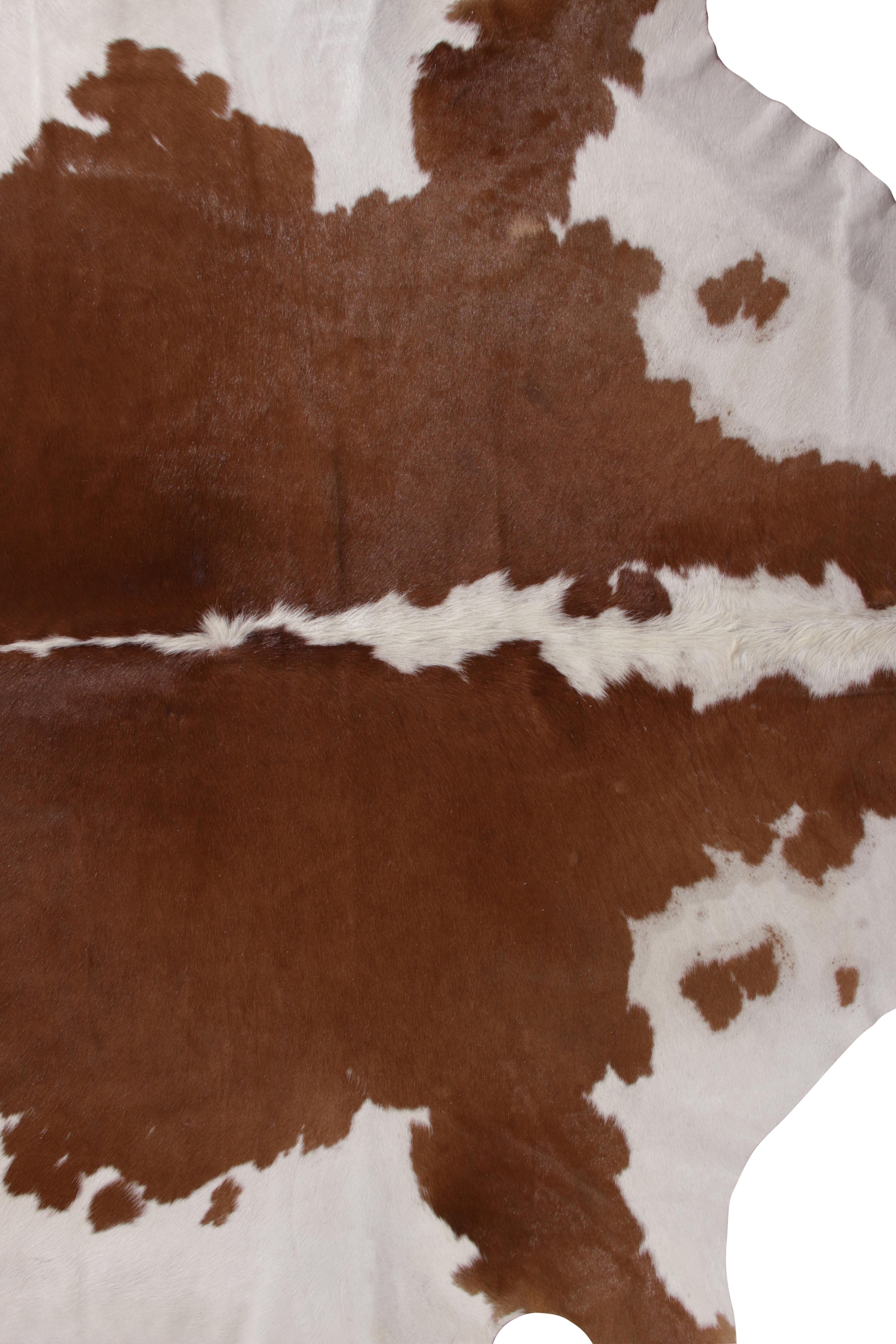 Brazilian Rug & Kilim’s Contemporary Cowhide Rug in White and Beige-Brown