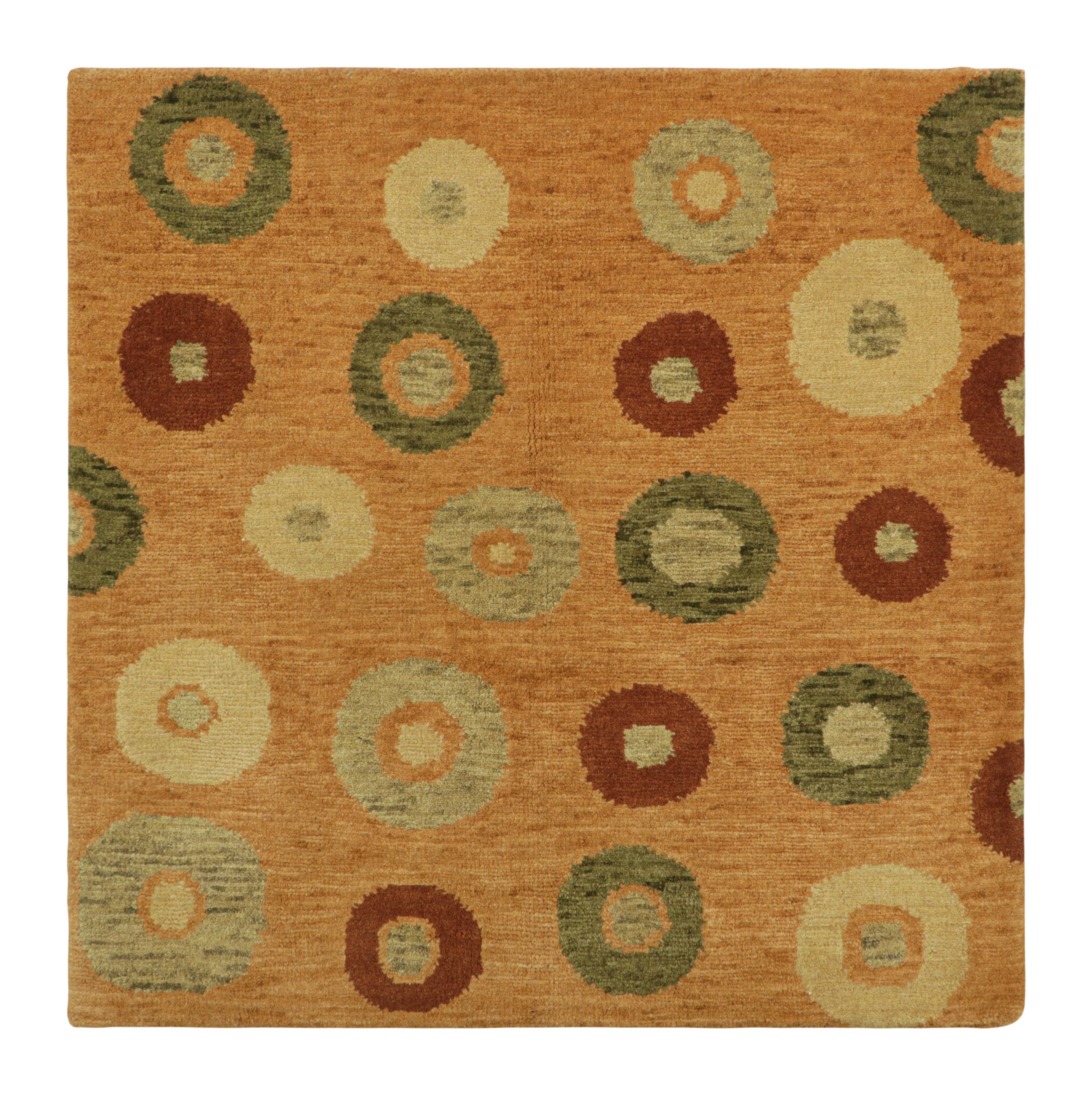 Nepalese Rug & Kilim’s Contemporary Custom Rug Sample, Brown with Geometric Patterns For Sale