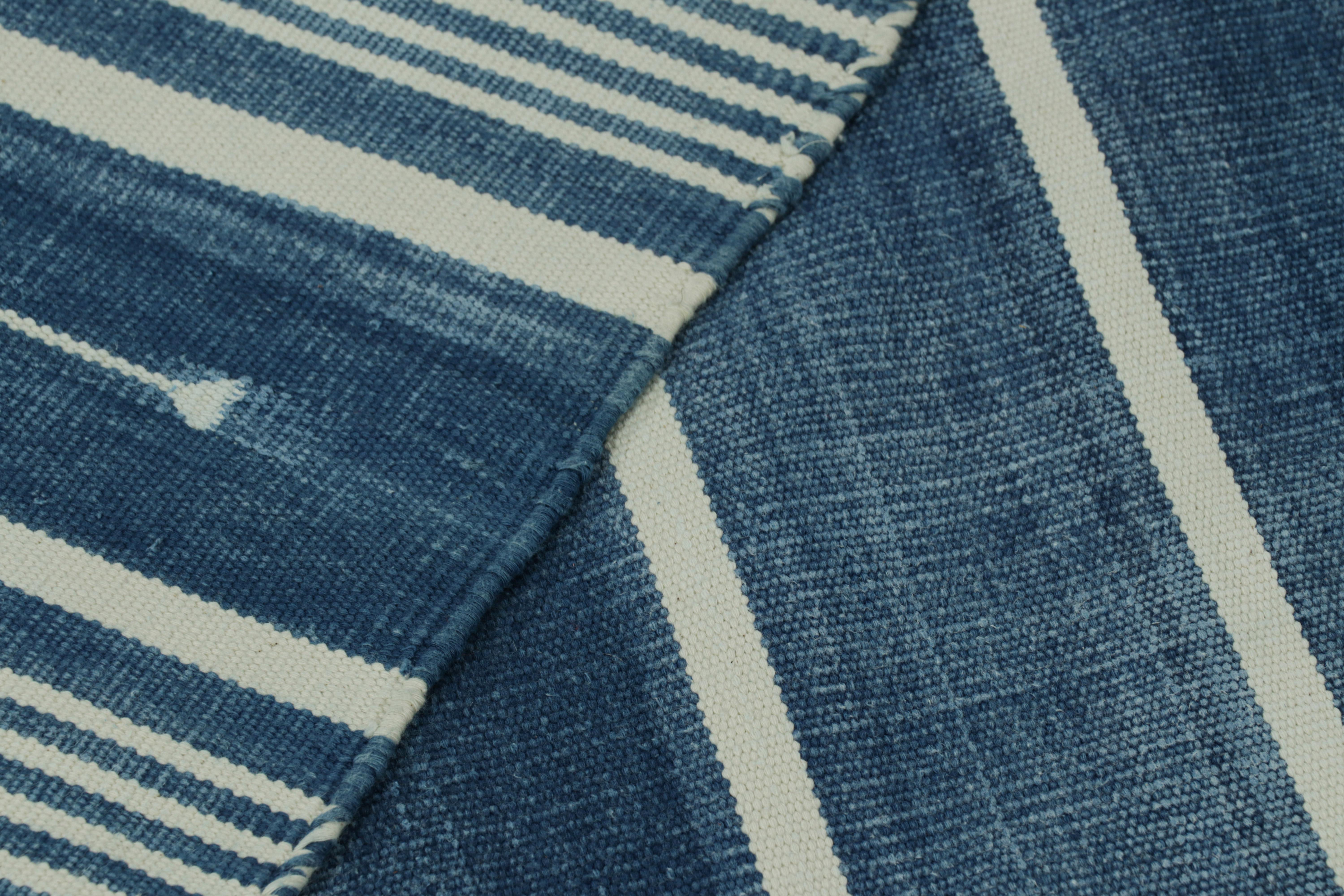 Cotton Rug & Kilim’s Contemporary Dhurrie Rug in Blue and Off-White Stripes For Sale