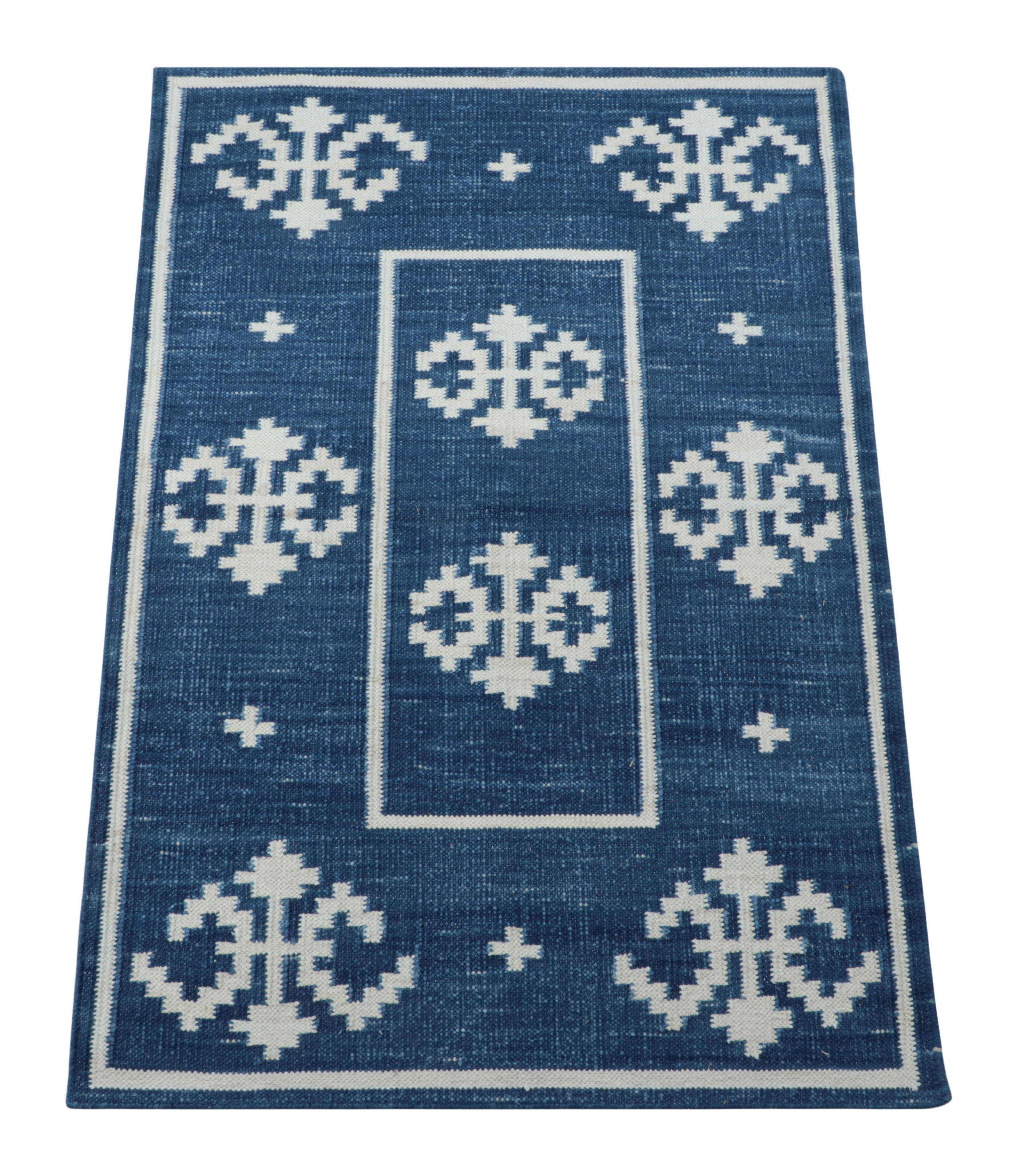 Hand-Knotted Rug & Kilim’s Contemporary Dhurrie Rug in Blue with White Geometric Medallions For Sale