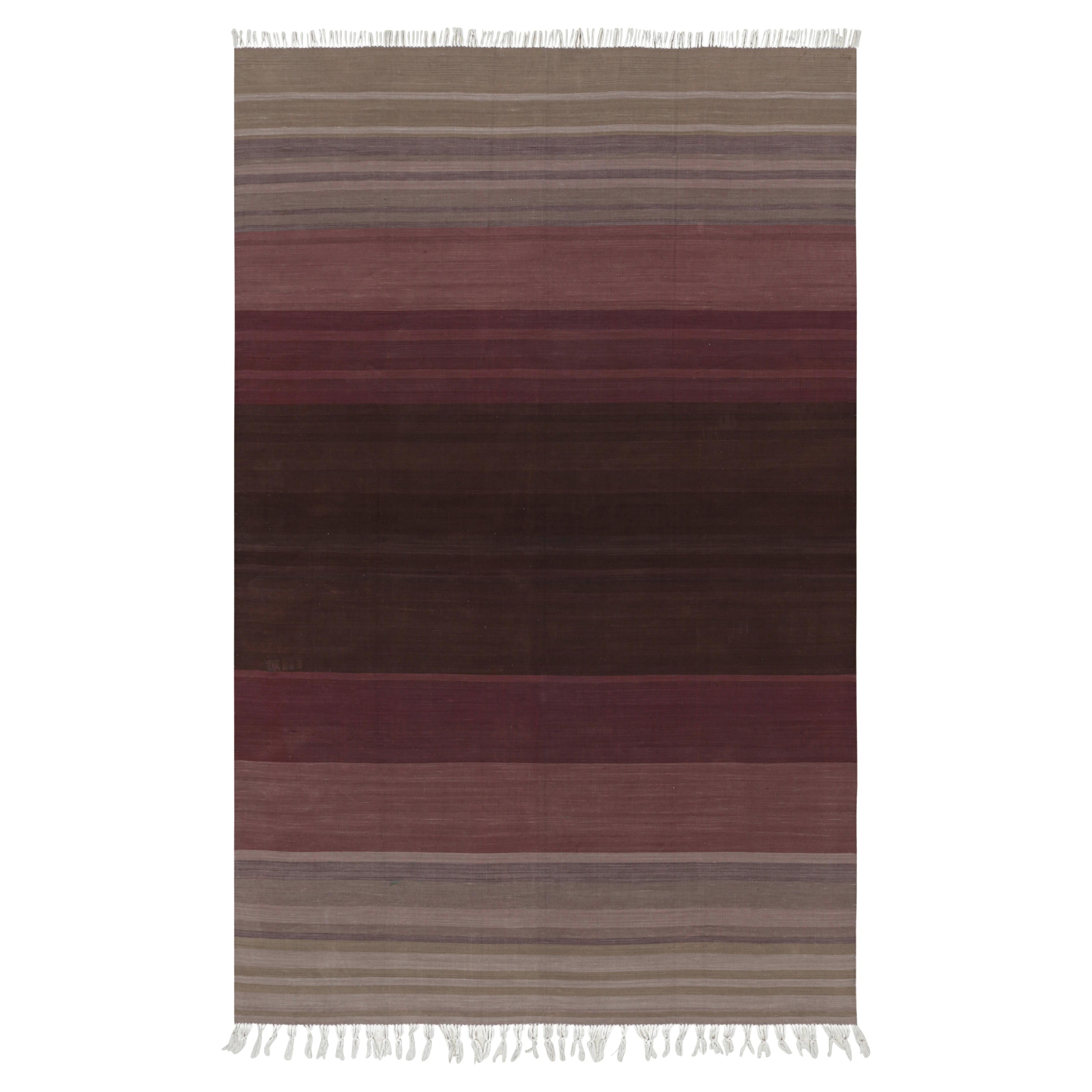 Rug & Kilim’s Contemporary Dhurrie Rug in Ombre Stripes