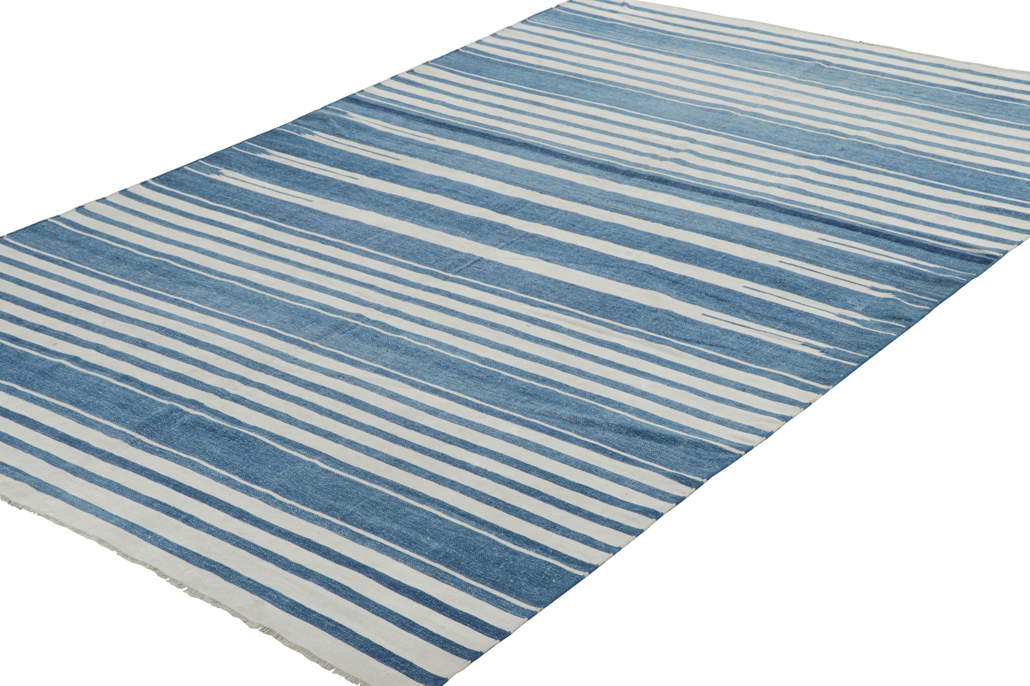 Indian Rug & Kilim’s Contemporary Dhurrie Rug with Blue and off-White Geometric Stripes For Sale