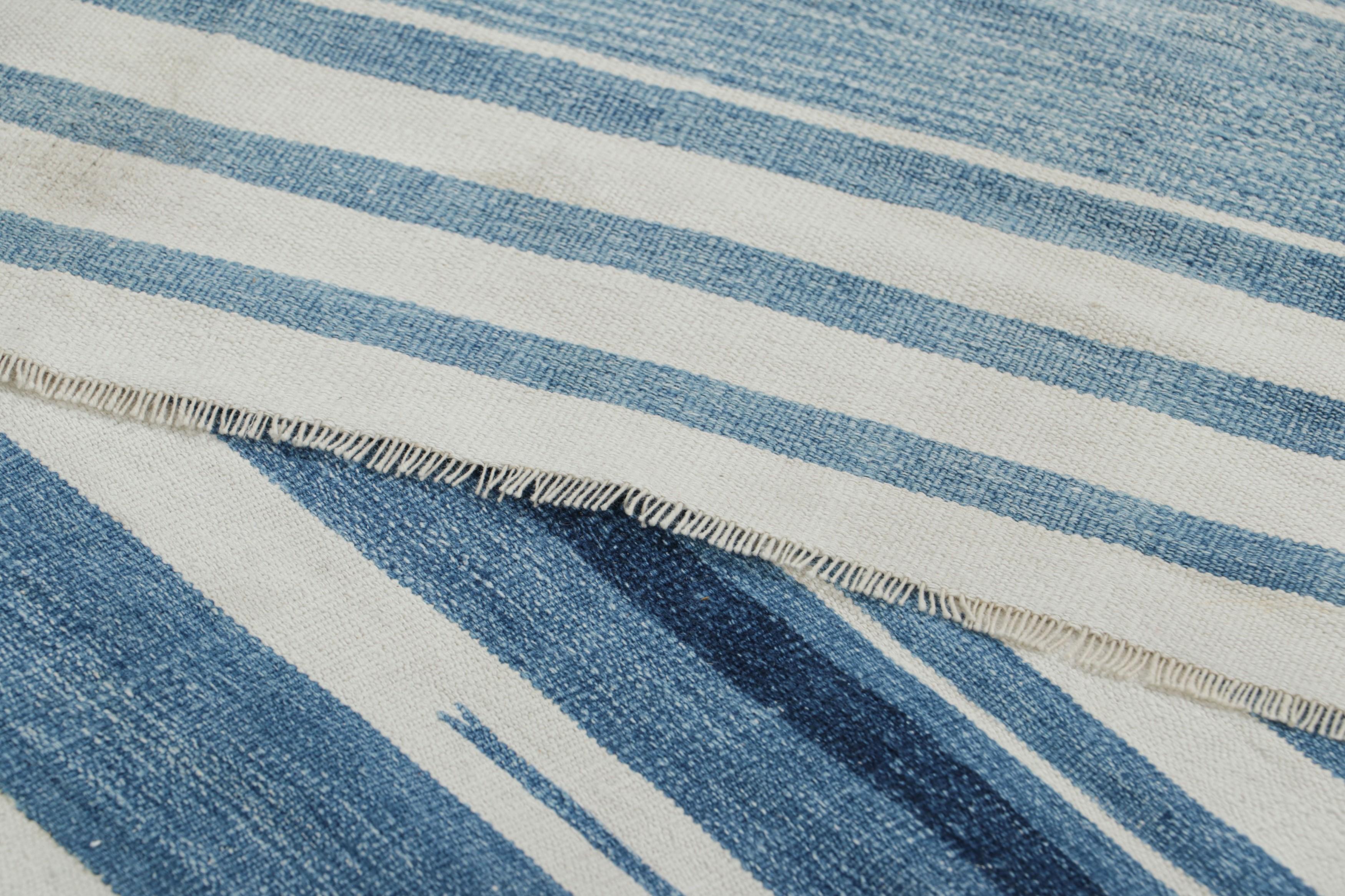 Cotton Rug & Kilim’s Contemporary Dhurrie Rug with Blue and off-White Geometric Stripes For Sale