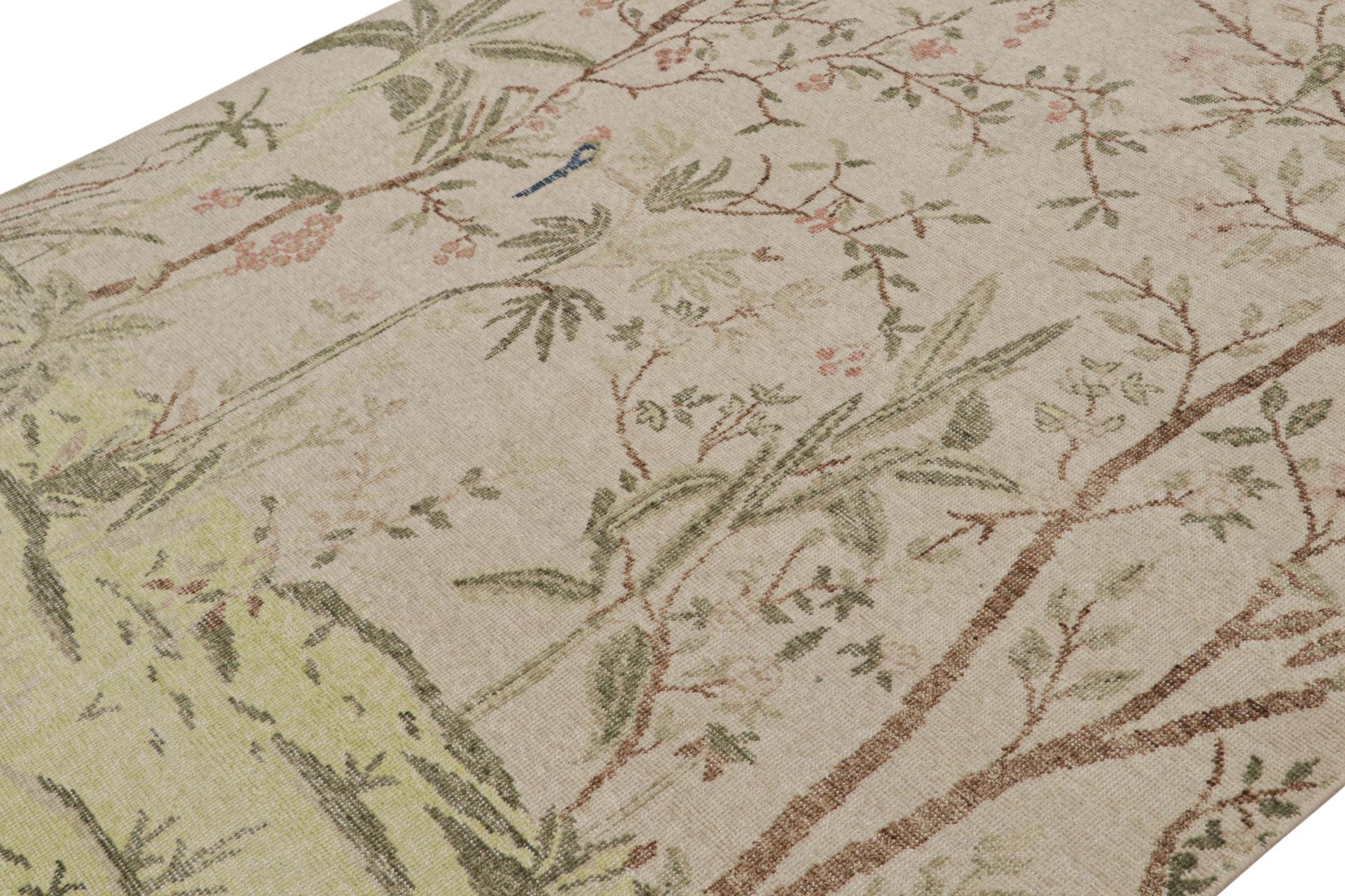 Indiano Rug & Kilim è un tappeto pittorico contemporaneo con raffigurazioni botaniche. in vendita